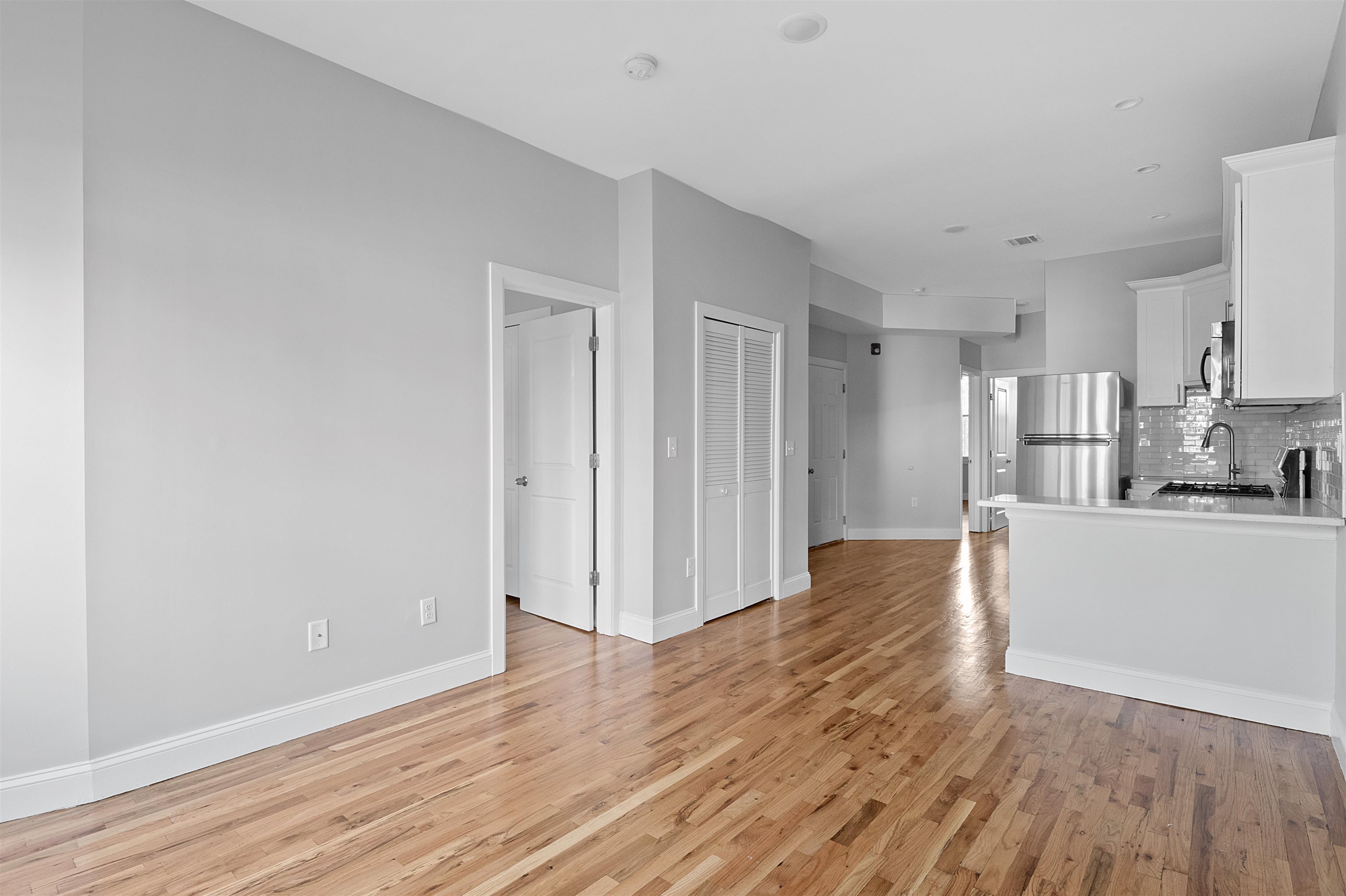757 WEST SIDE AVE