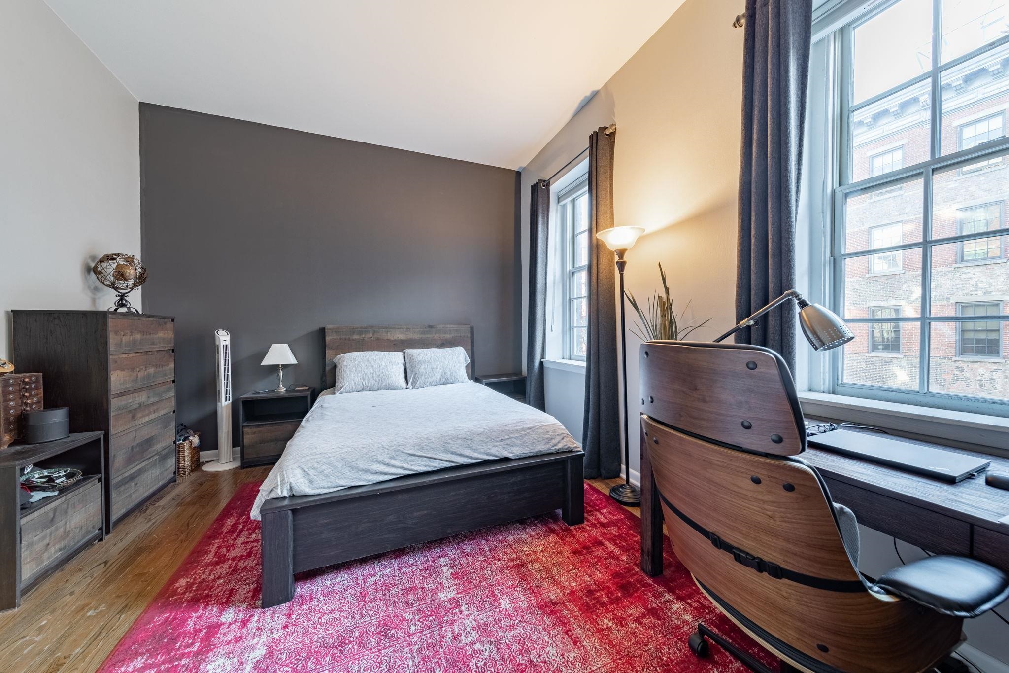 341 MONMOUTH ST Unit: 211D