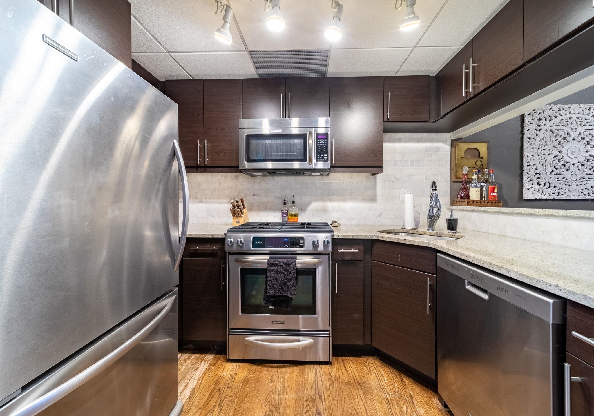 341 MONMOUTH ST Unit: 211D