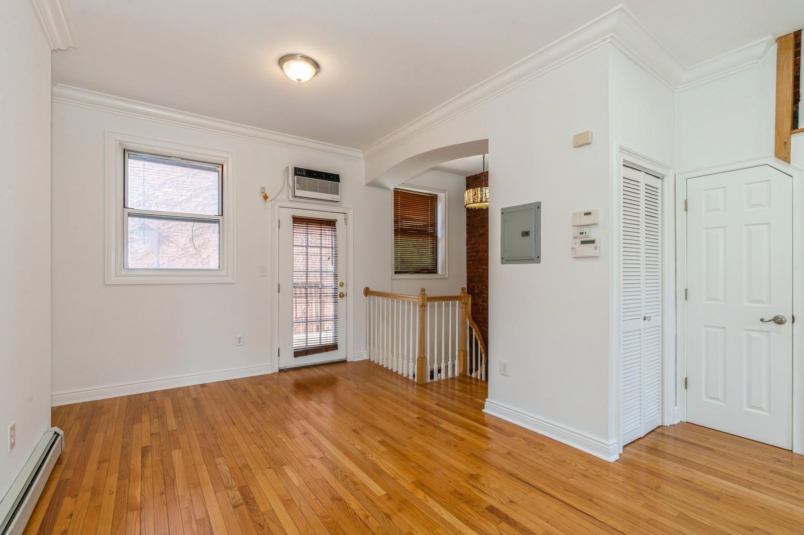 103 ERIE ST
