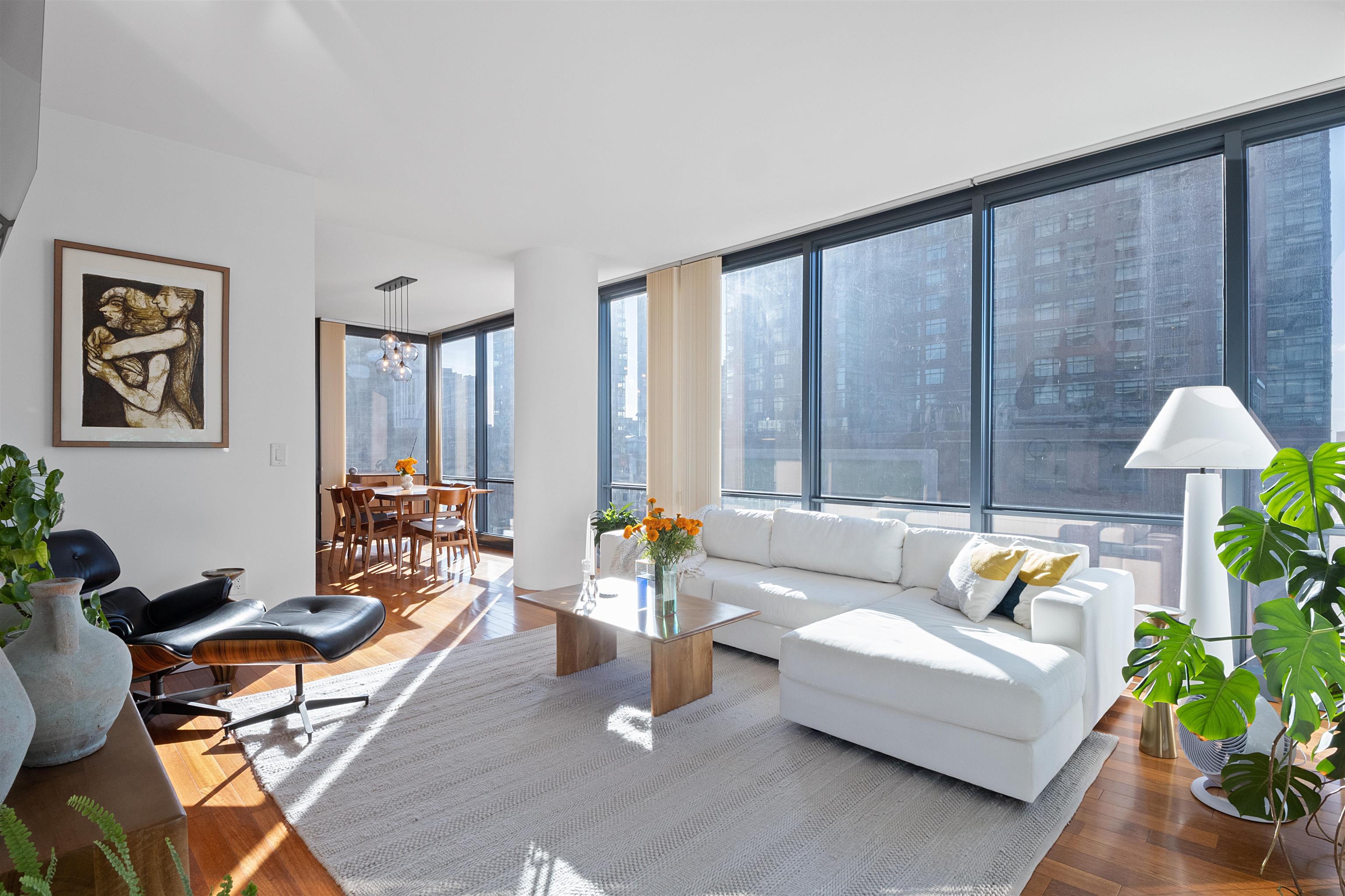 389 WASHINGTON ST Unit: 9E