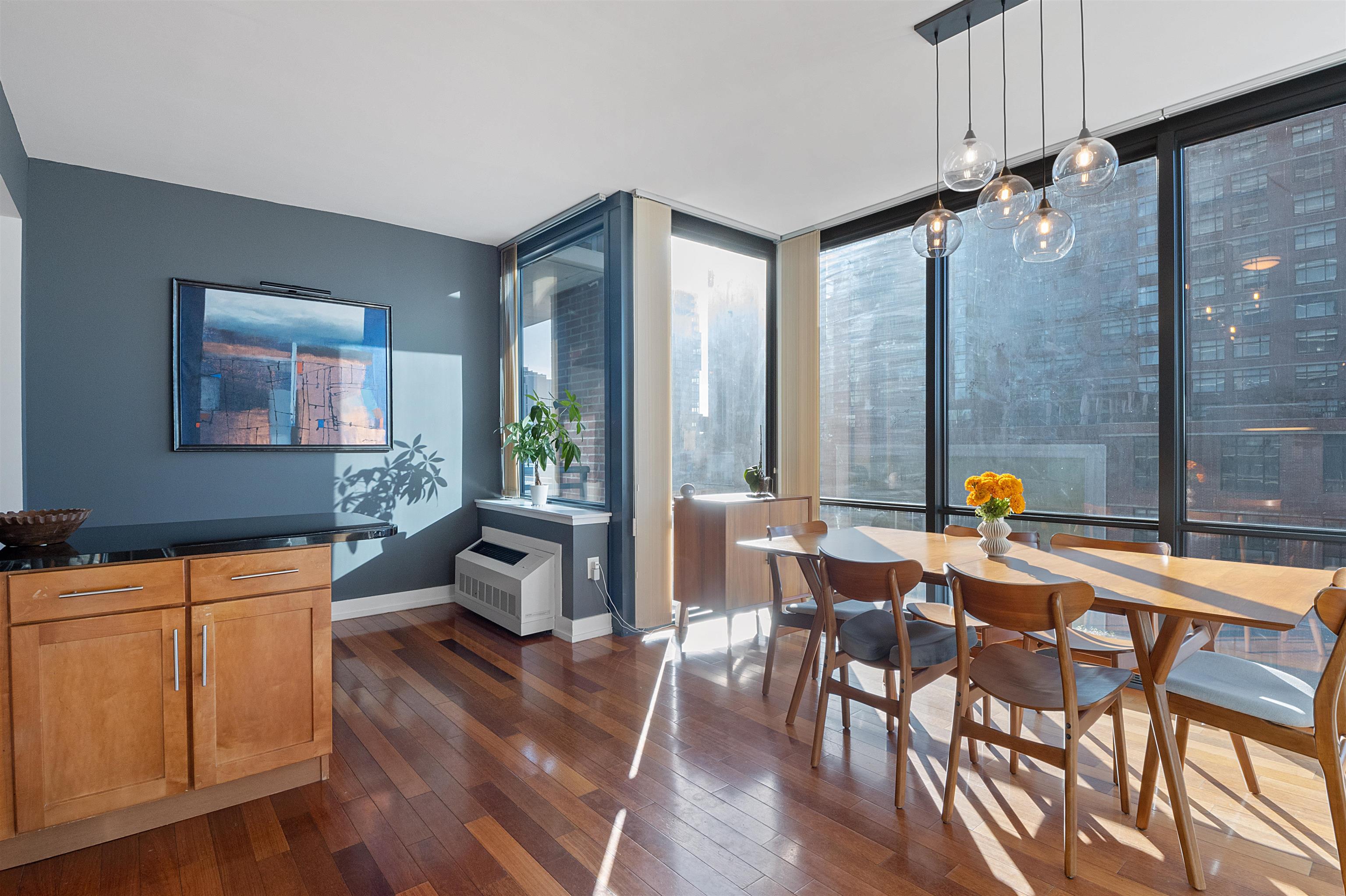 389 WASHINGTON ST Unit: 9E