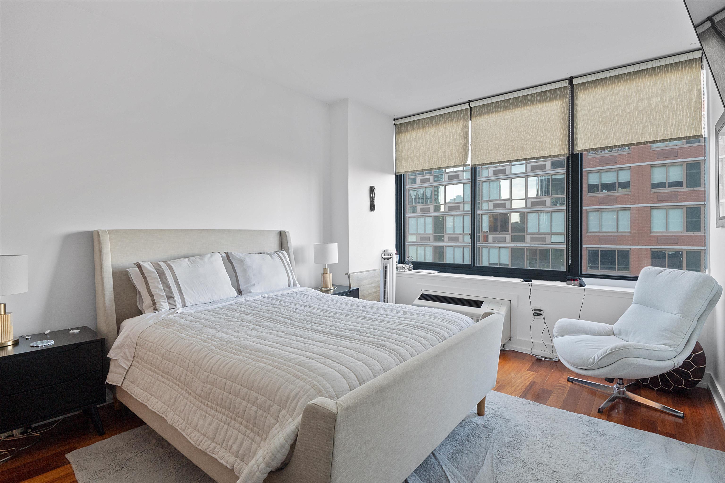 389 WASHINGTON ST Unit: 9E