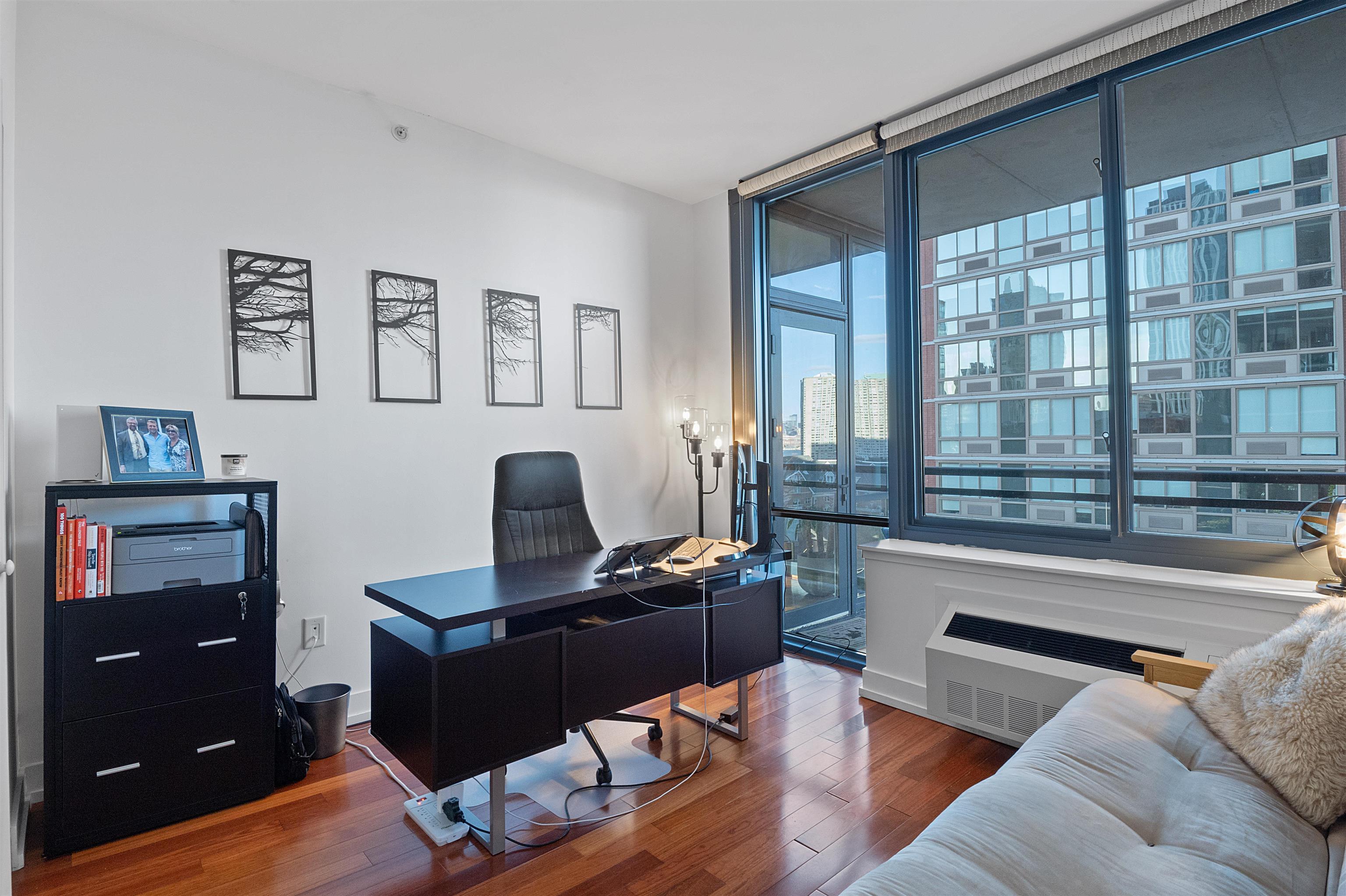 389 WASHINGTON ST Unit: 9E