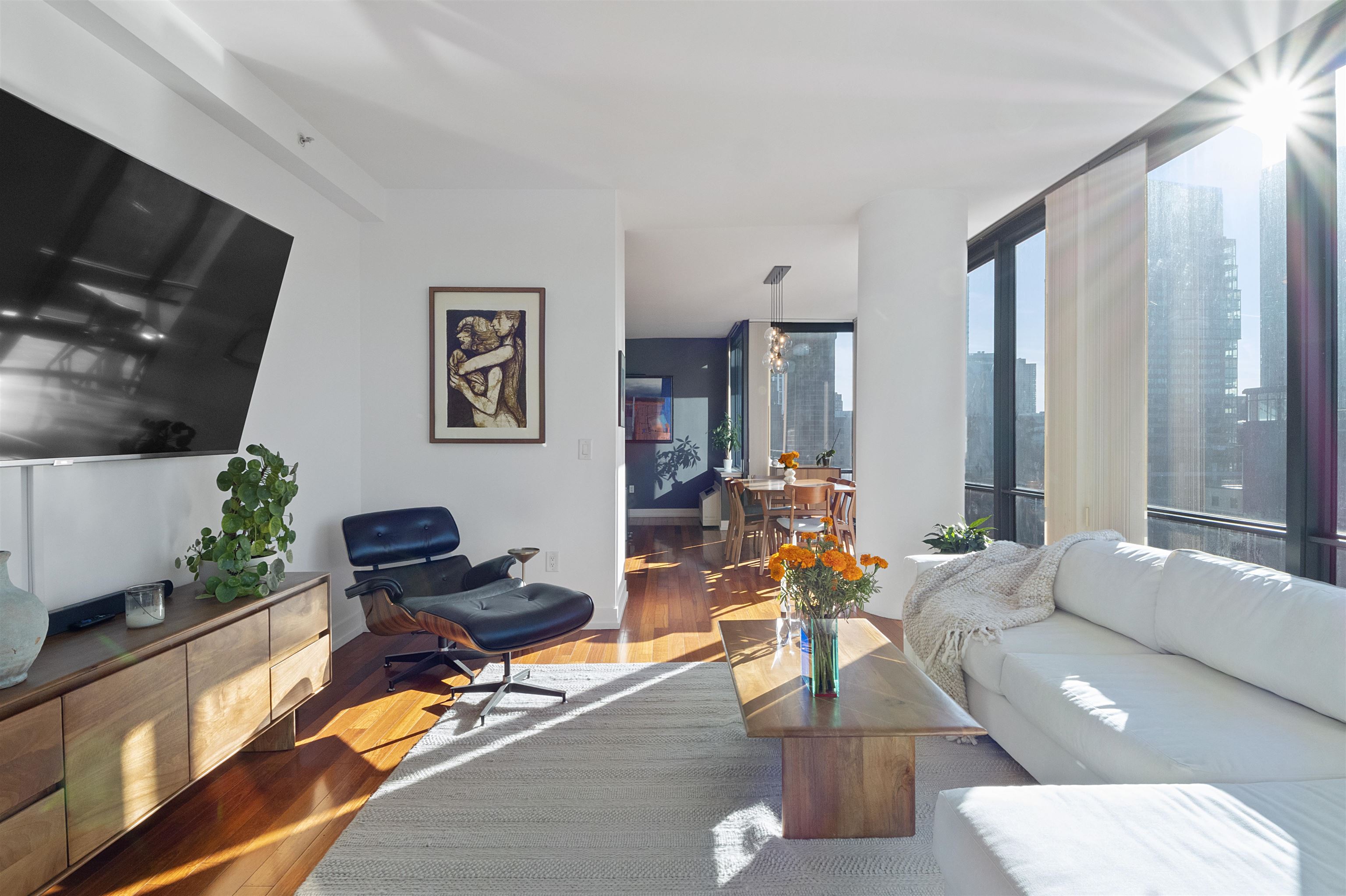 389 WASHINGTON ST Unit: 9E