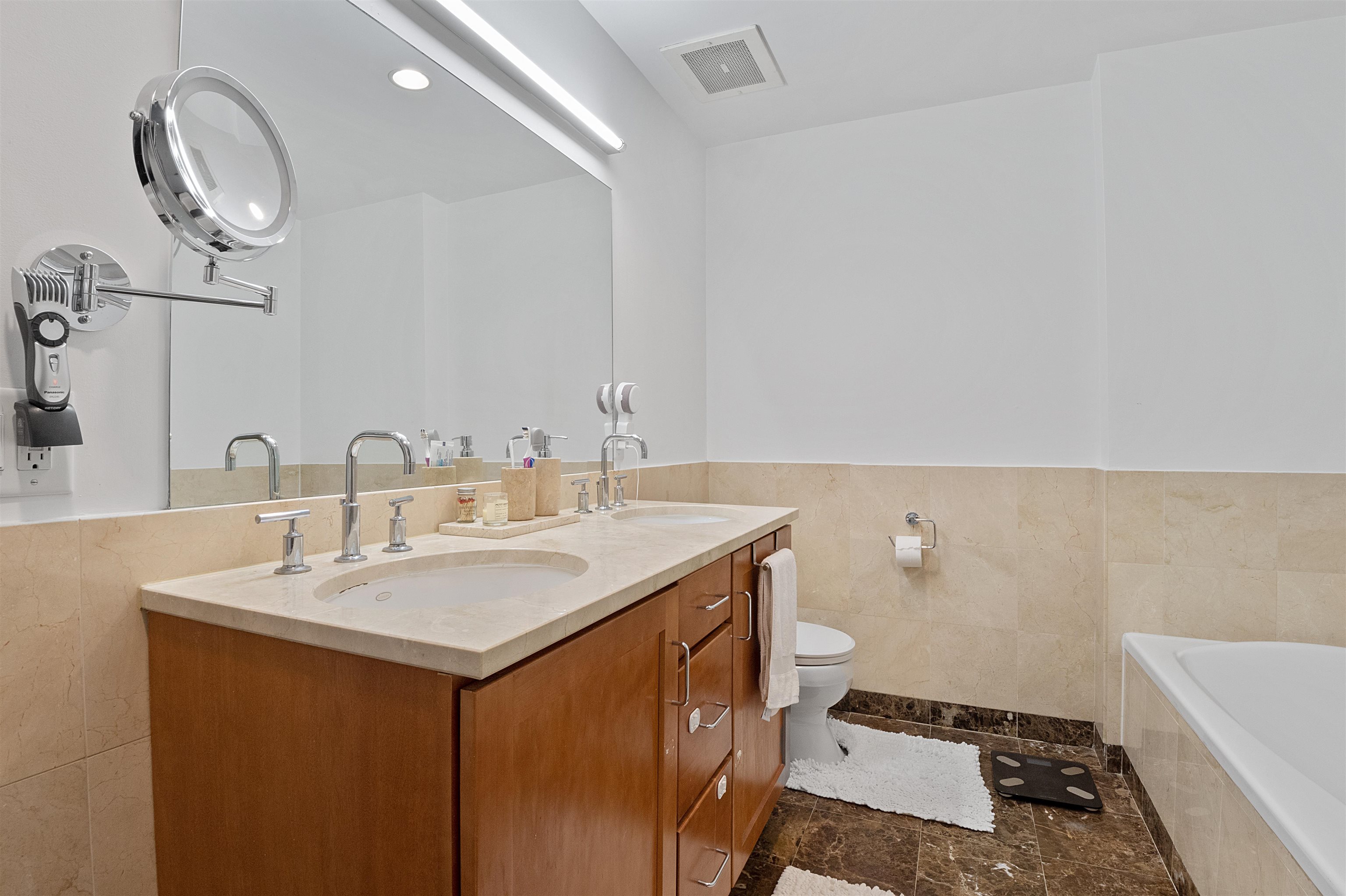 389 WASHINGTON ST Unit: 9E