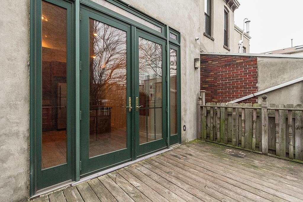 121 PALISADE AVE