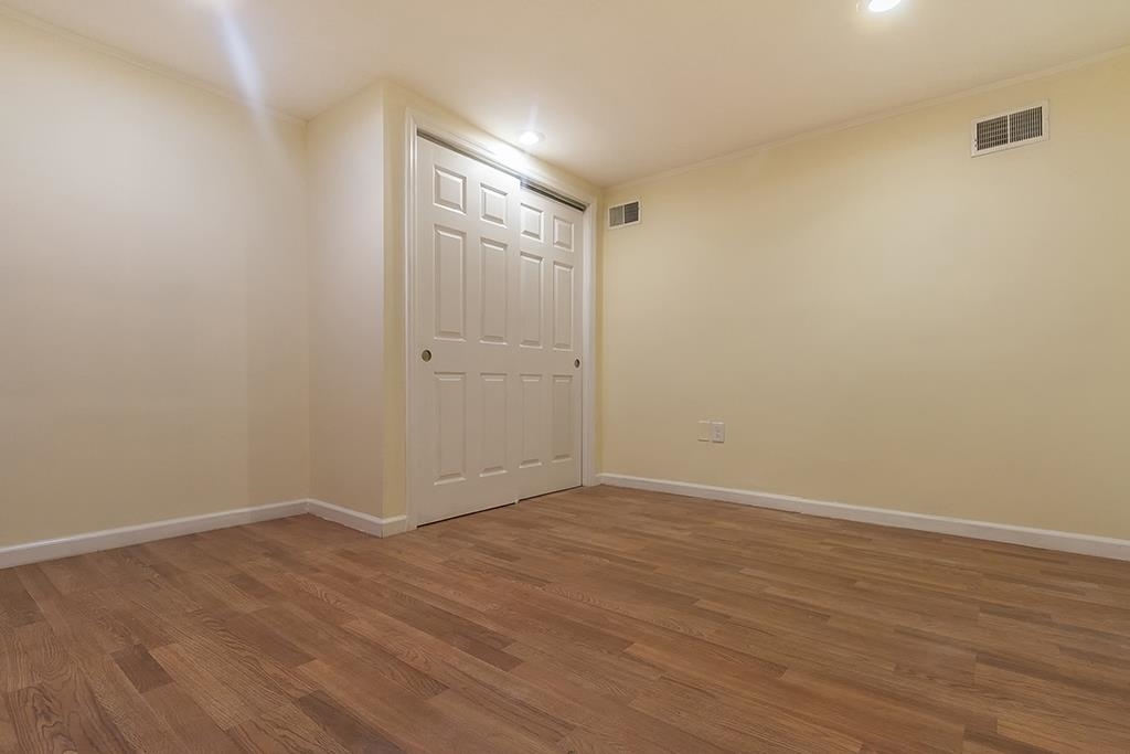 121 PALISADE AVE