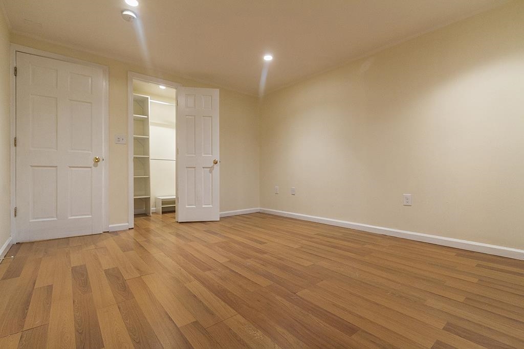 121 PALISADE AVE