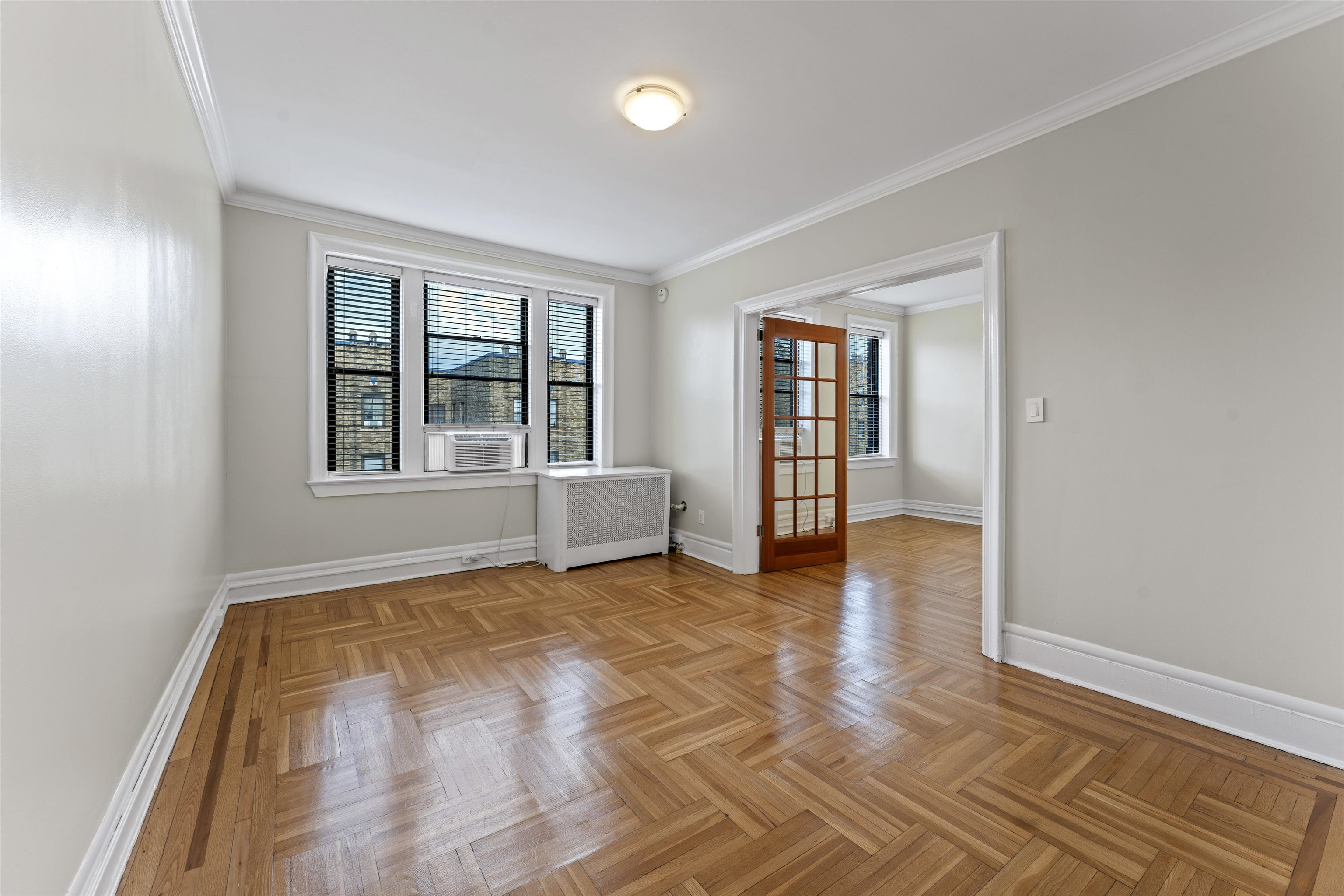275 HARRISON AVE Unit: E6