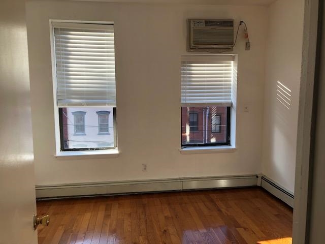 805 PARK AVE Unit: 5