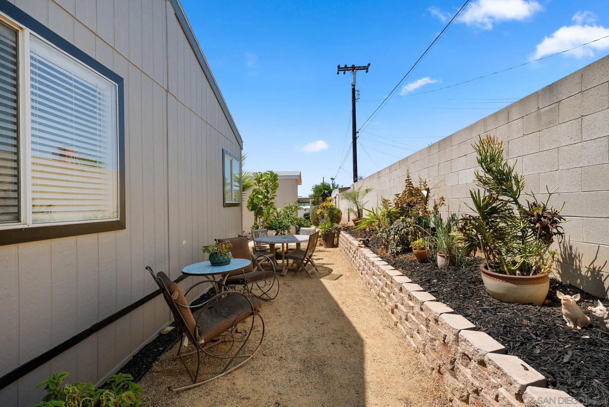 450 E Bradley Ave Unit 25