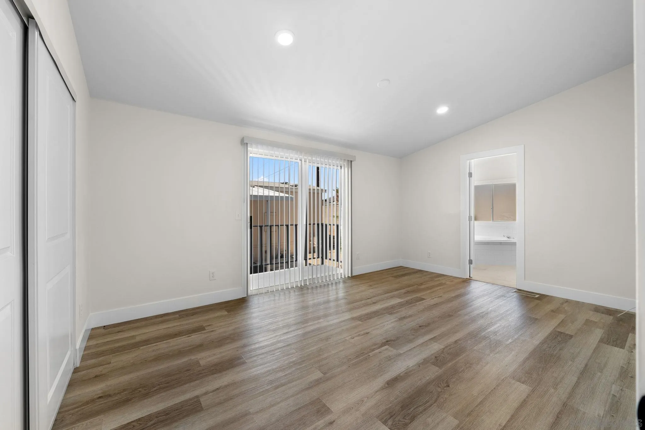 450 E Bradley Ave Unit 25