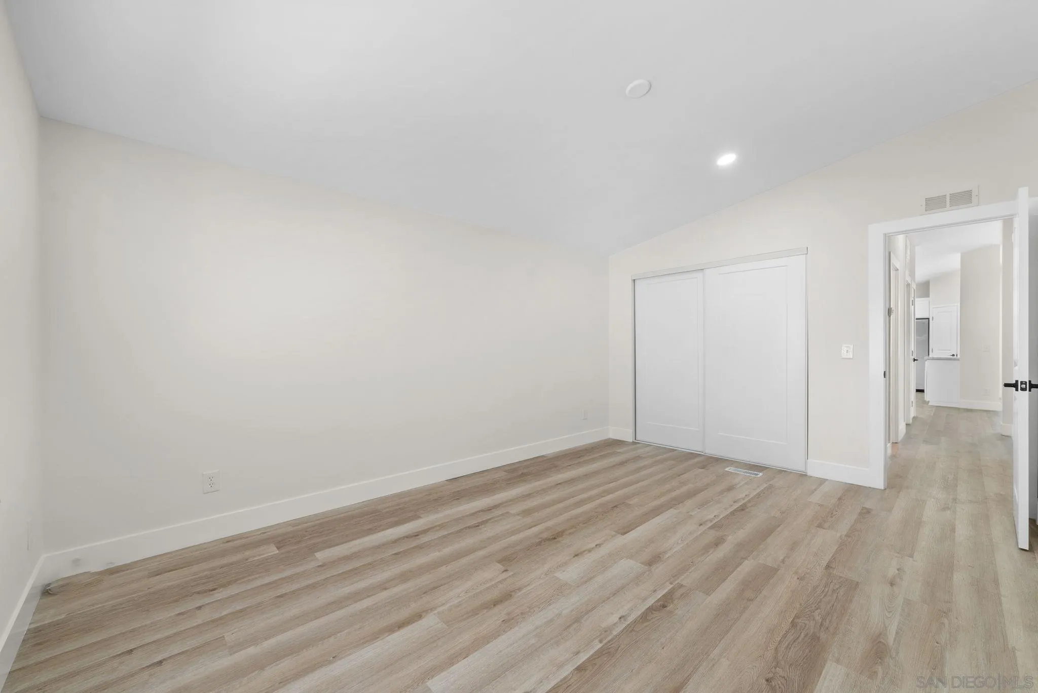 450 E Bradley Ave Unit 25