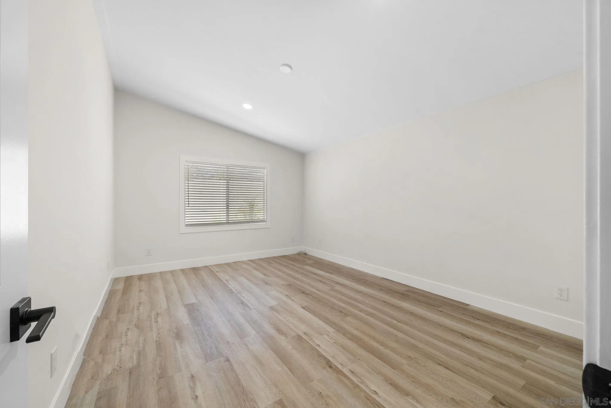 450 E Bradley Ave Unit 25