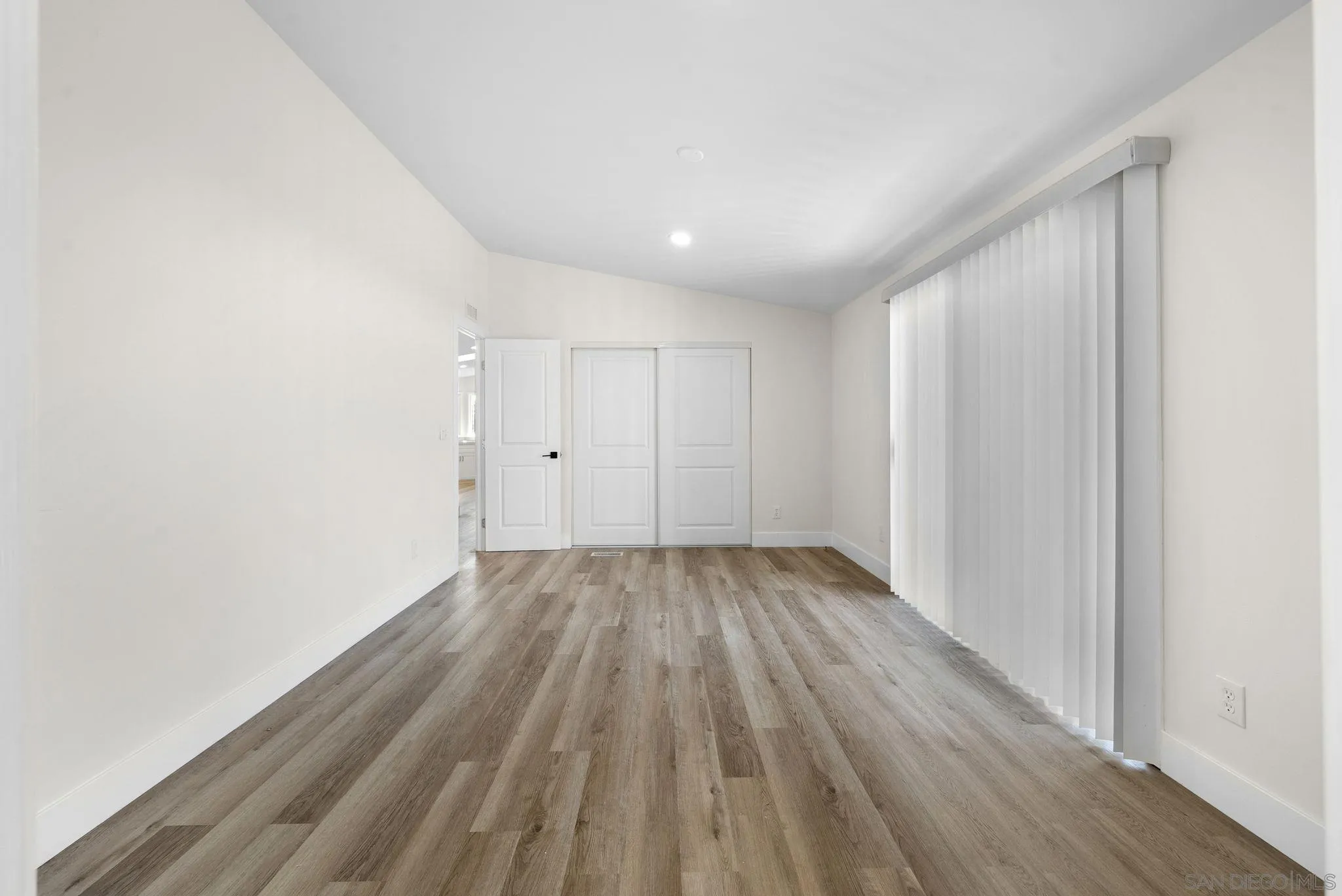450 E Bradley Ave Unit 25