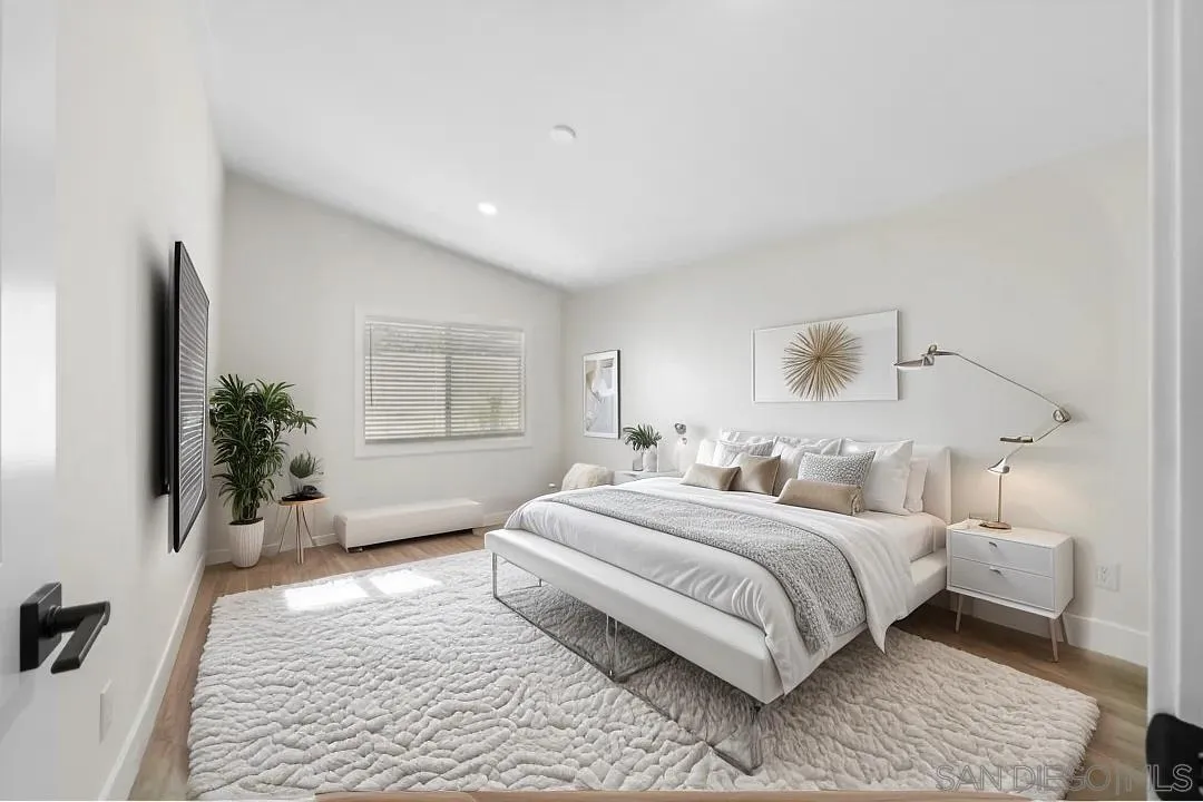 450 E Bradley Ave Unit 25