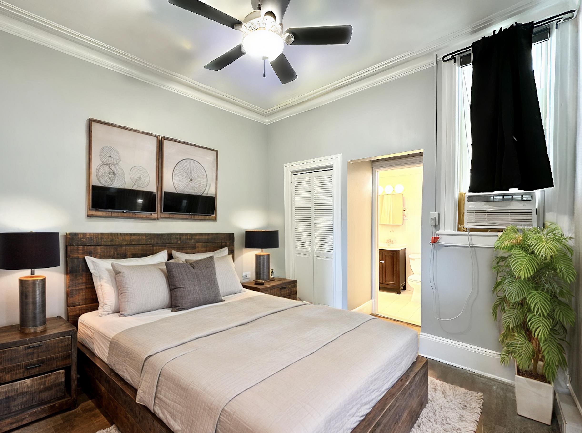 832 WASHINGTON ST Unit: 5