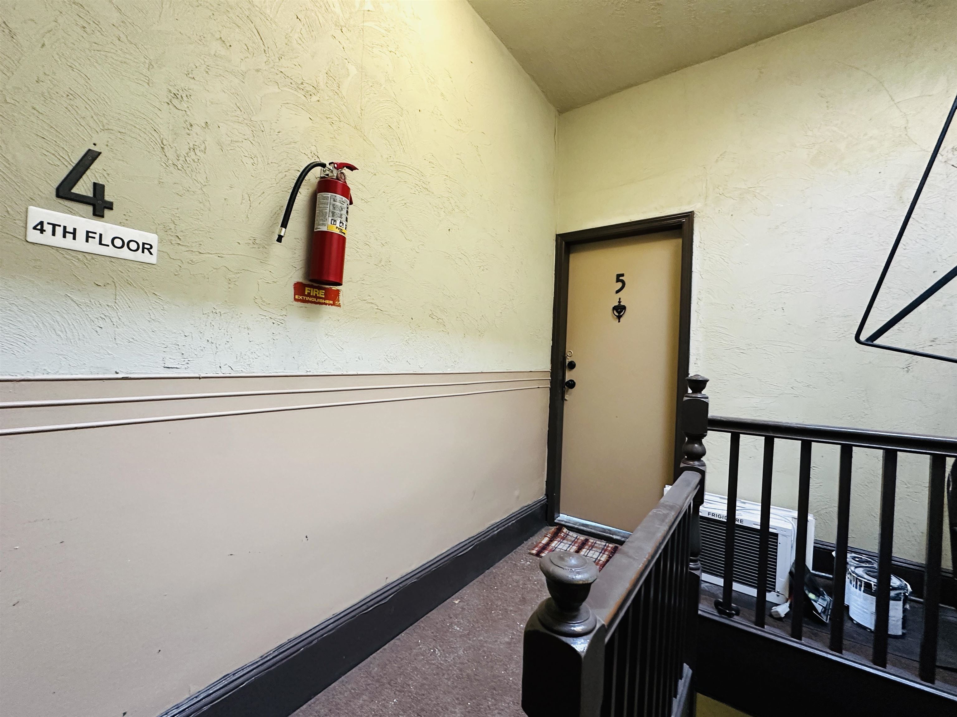 832 WASHINGTON ST Unit: 5