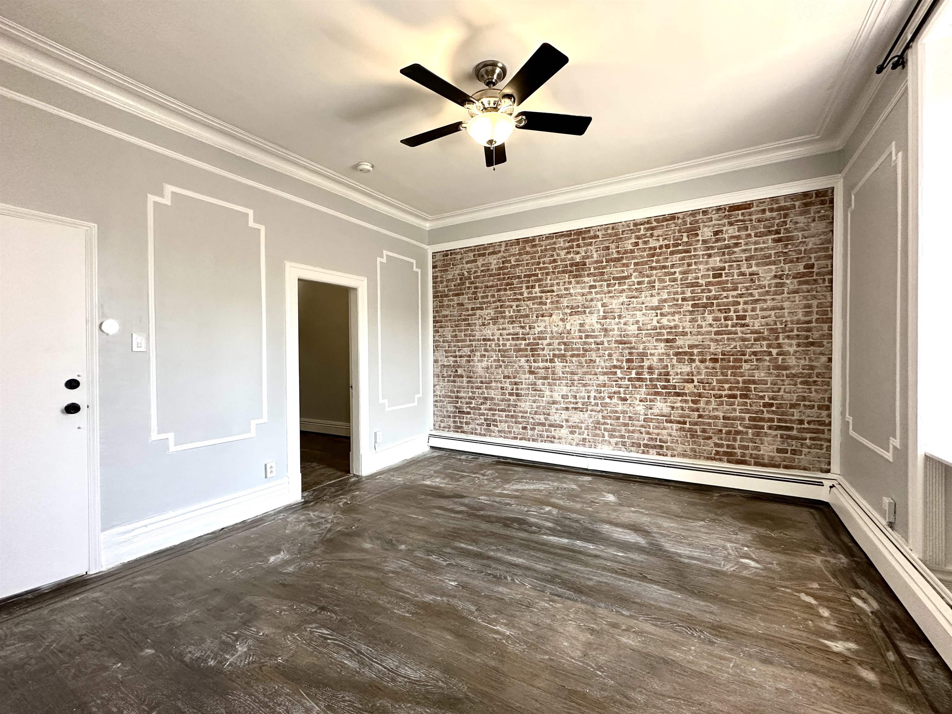 832 WASHINGTON ST Unit: 5