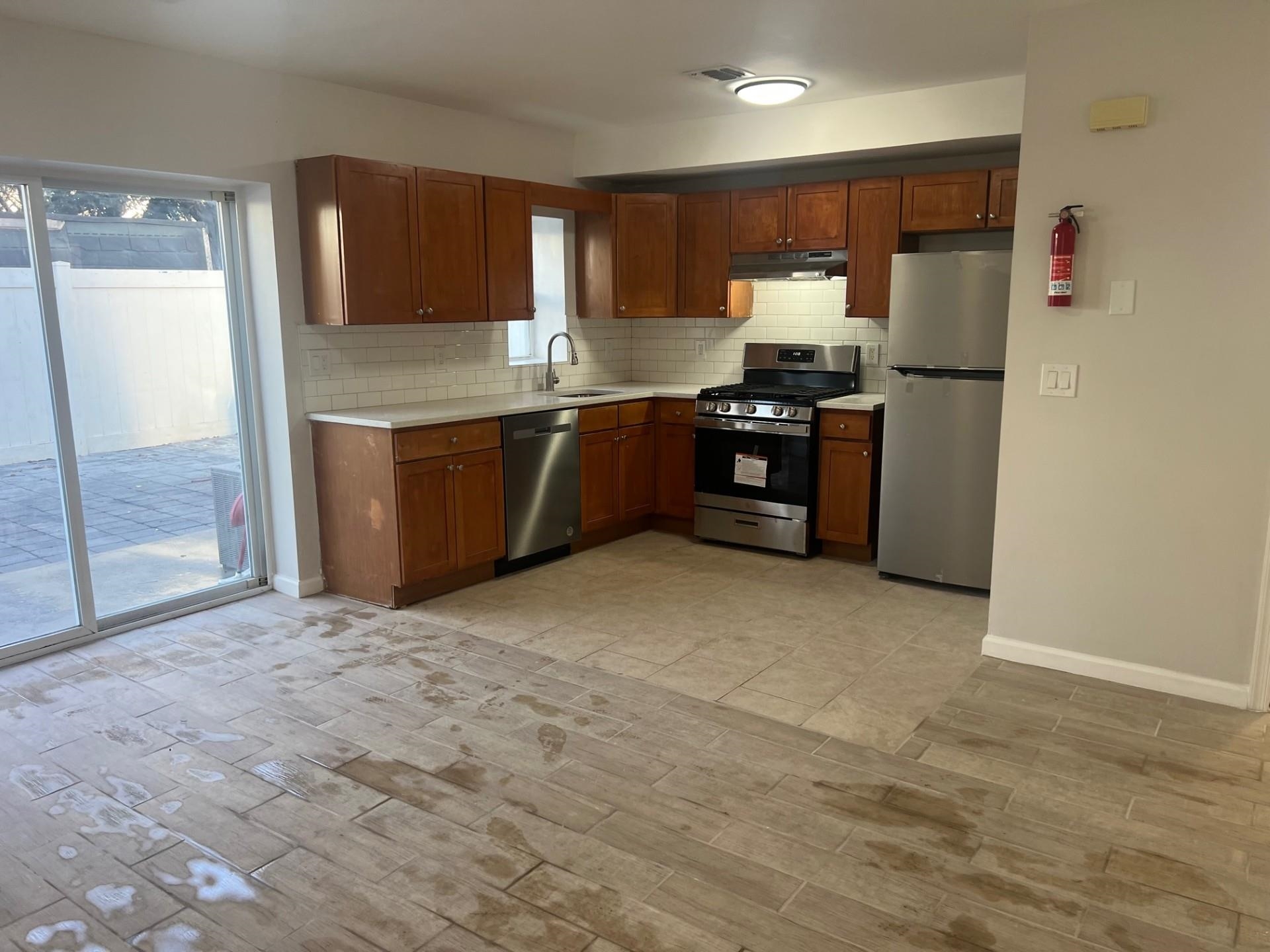 710 23RD ST Unit: 1