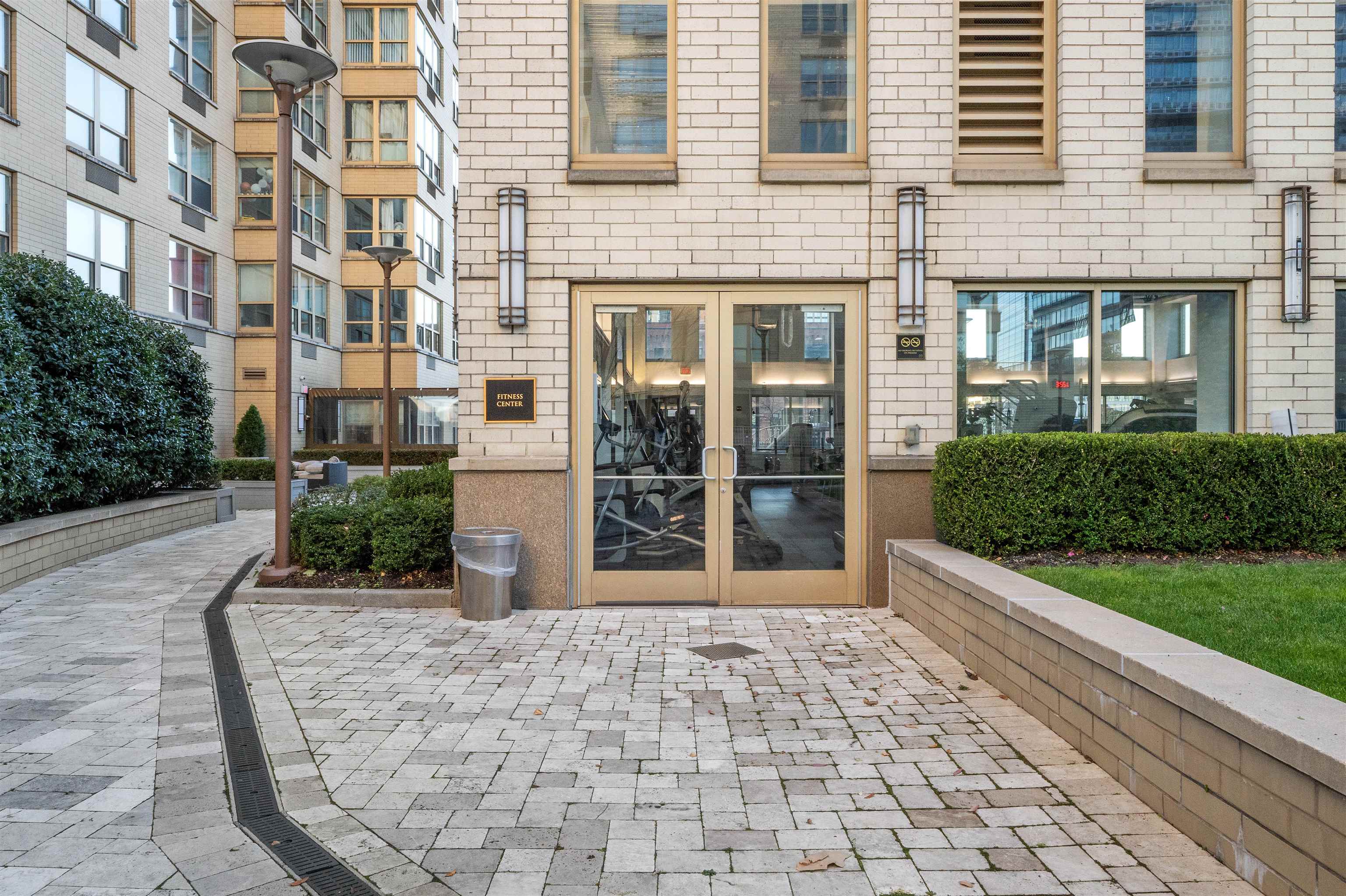 88 MORGAN ST Unit: 405