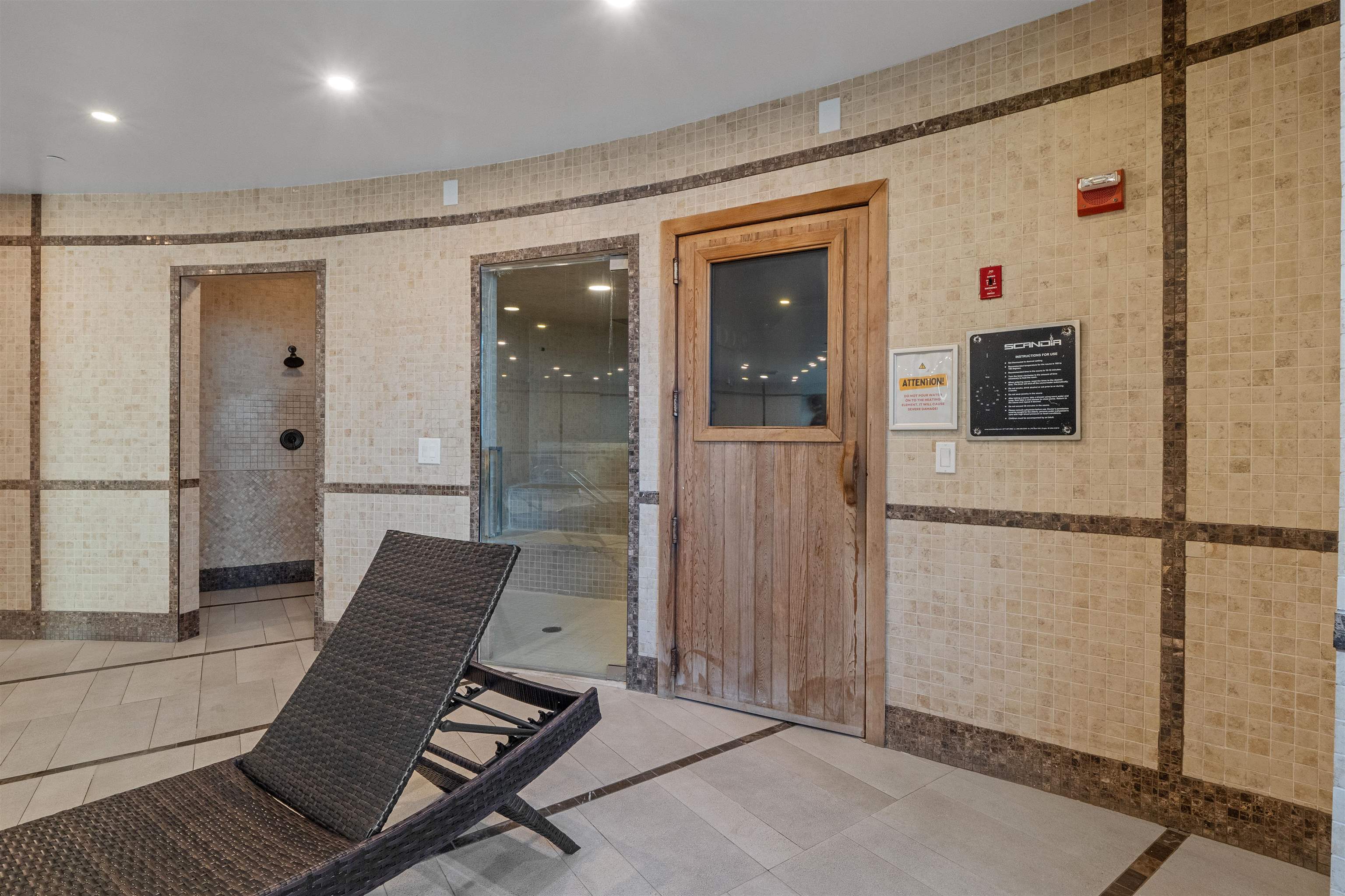 88 MORGAN ST Unit: 405