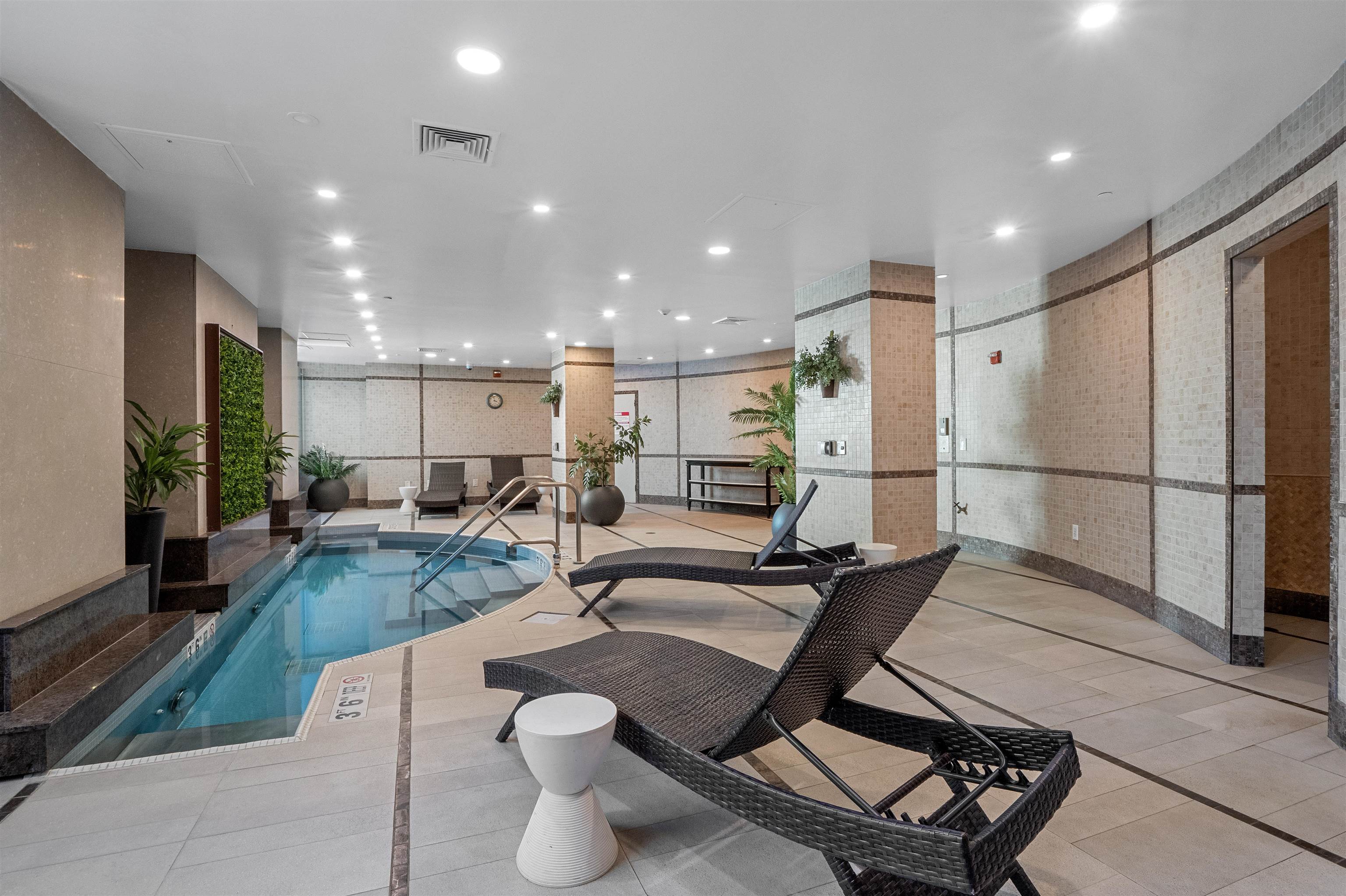 88 MORGAN ST Unit: 405