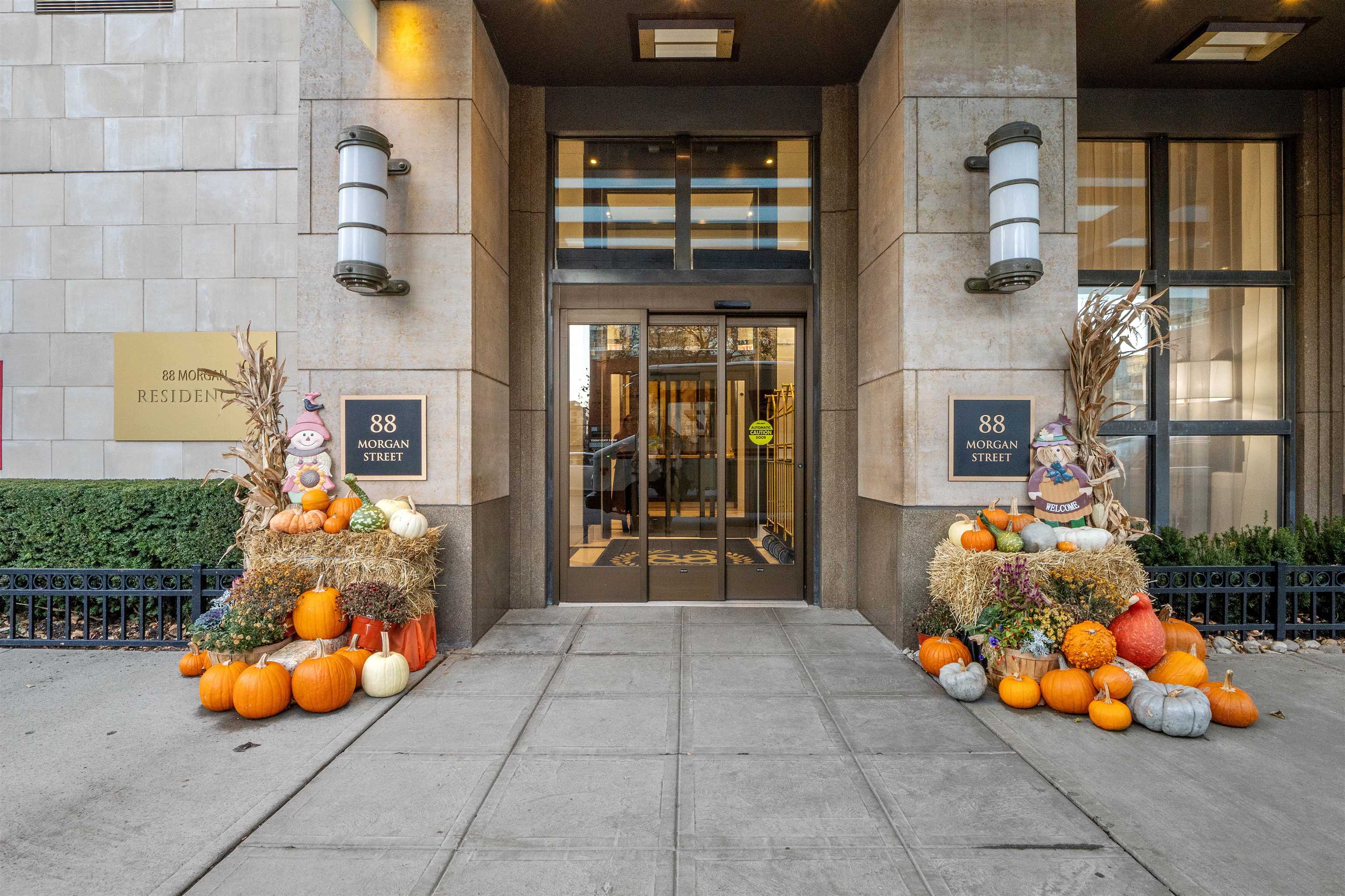 88 MORGAN ST Unit: 405