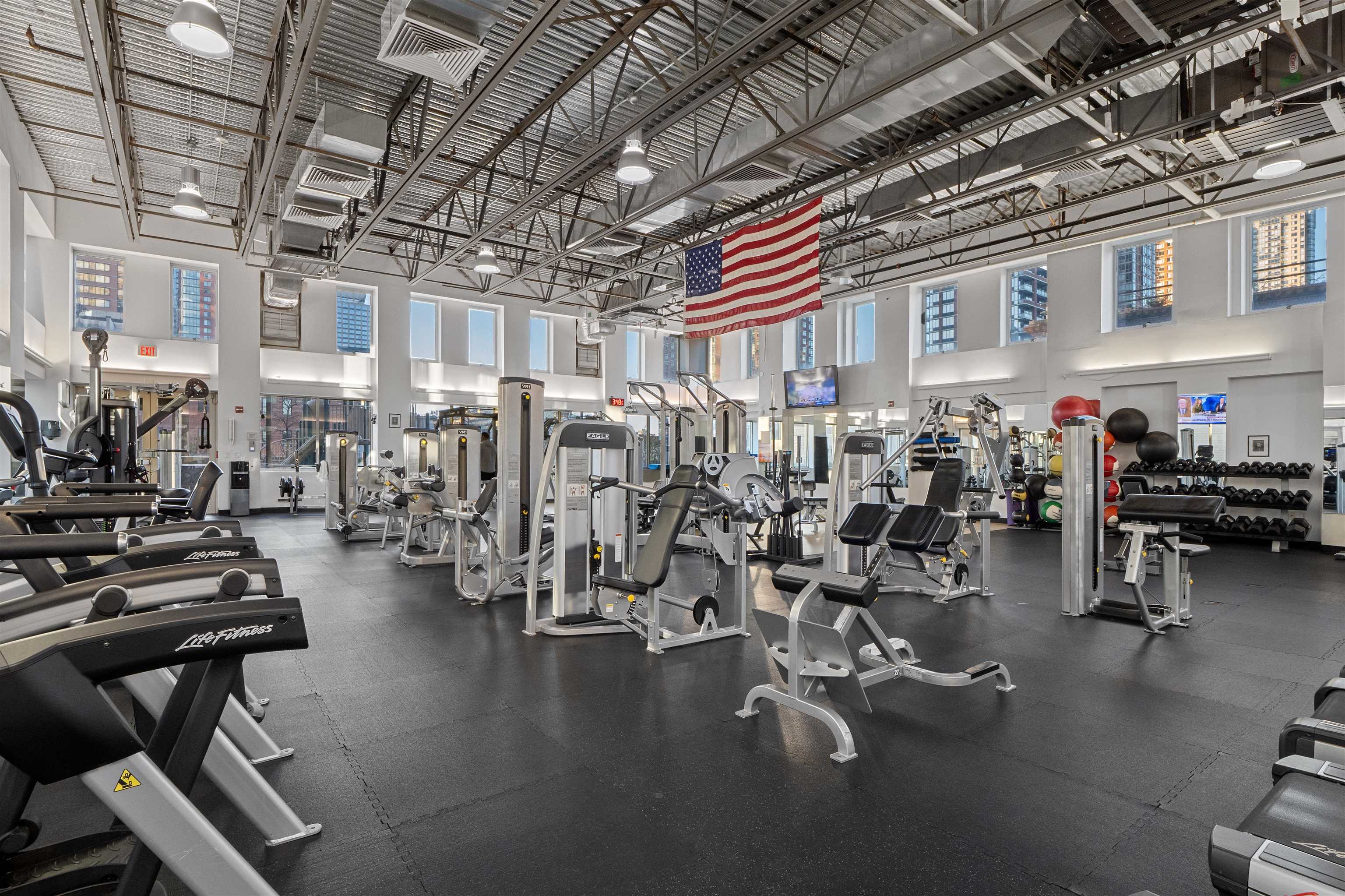 88 MORGAN ST Unit: 405