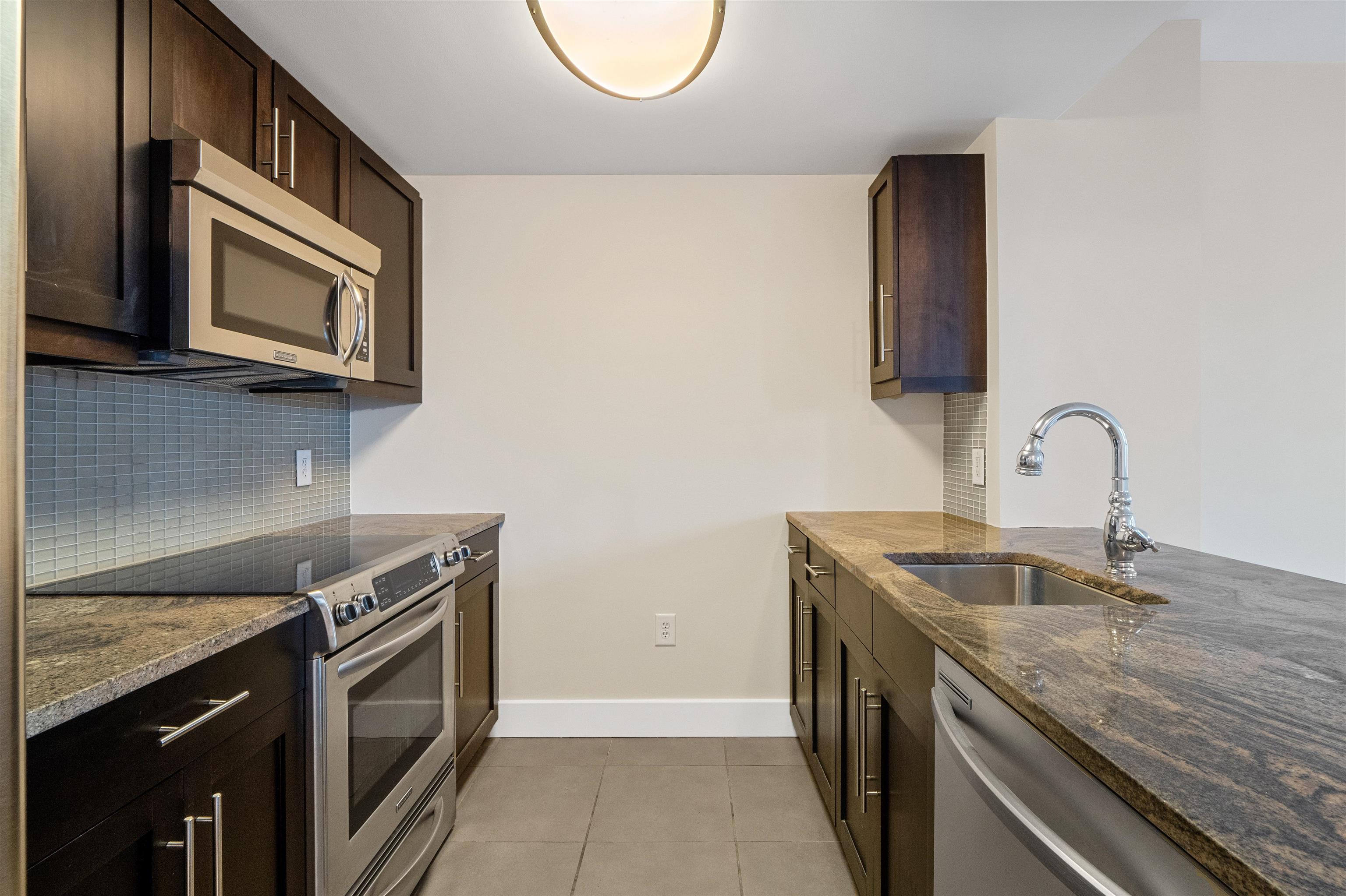 88 MORGAN ST Unit: 405