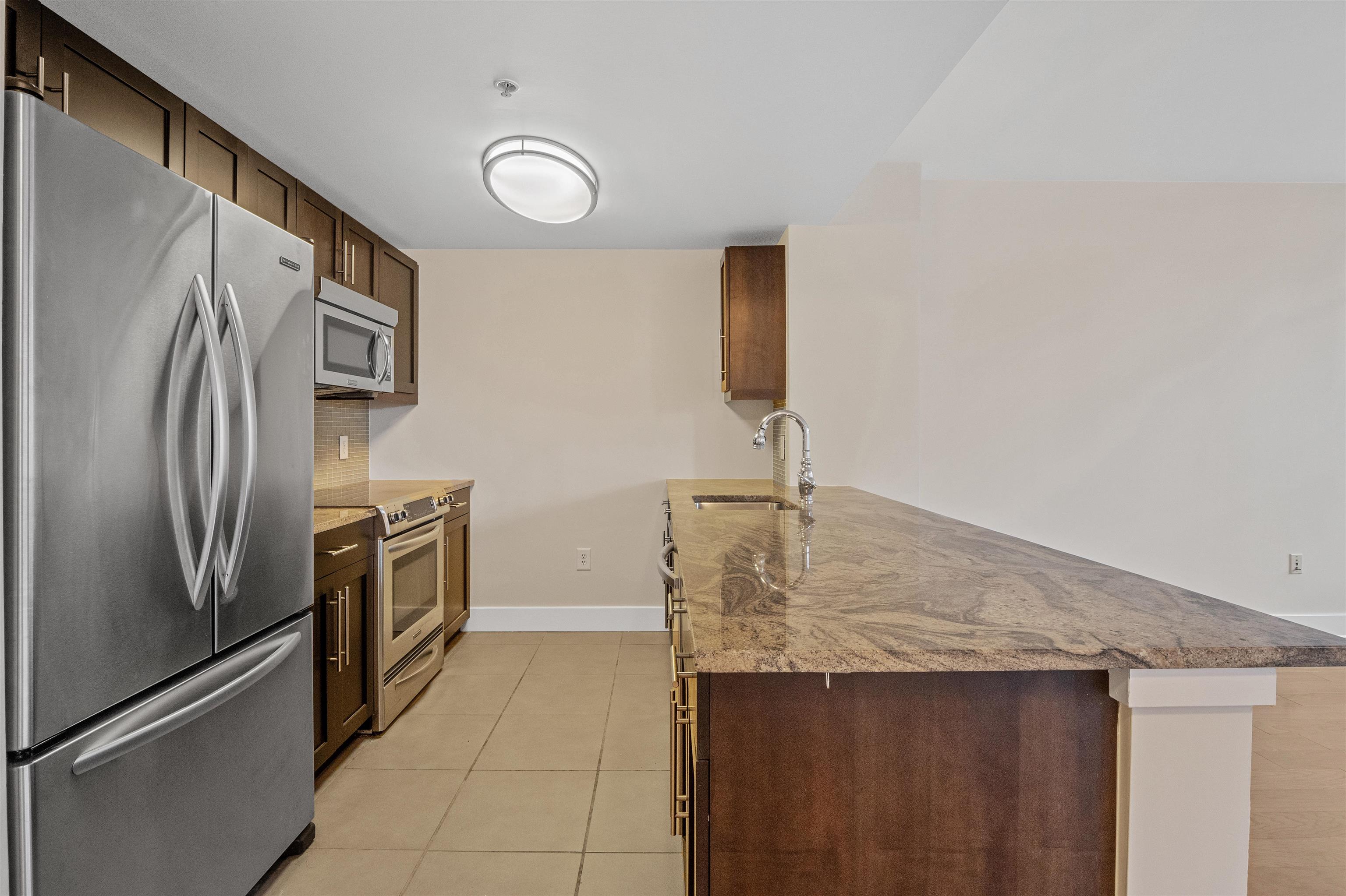 88 MORGAN ST Unit: 405