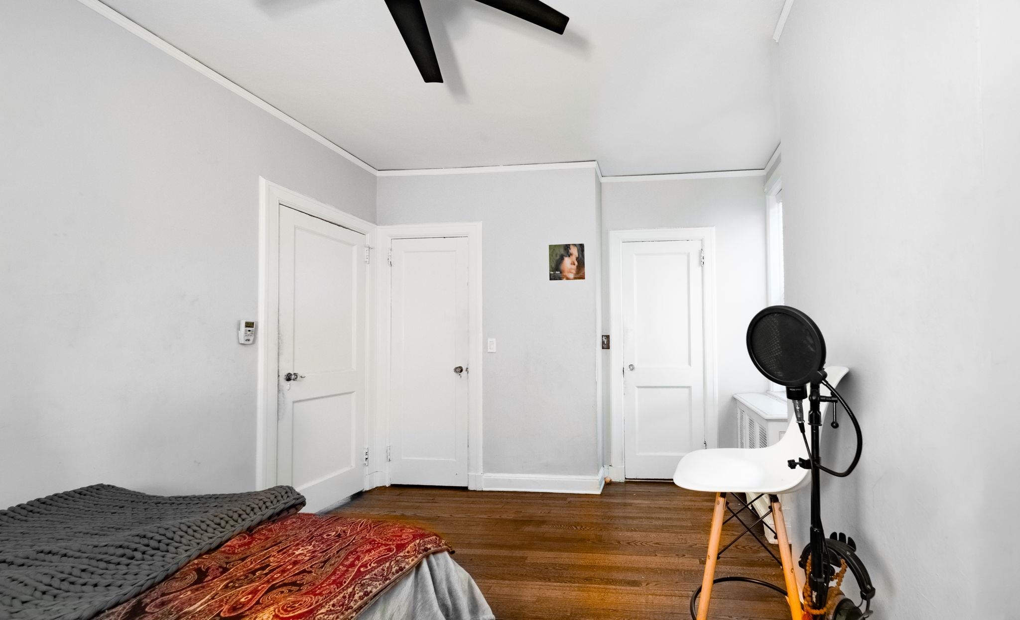 2600 KENNEDY BLVD Unit: 3L