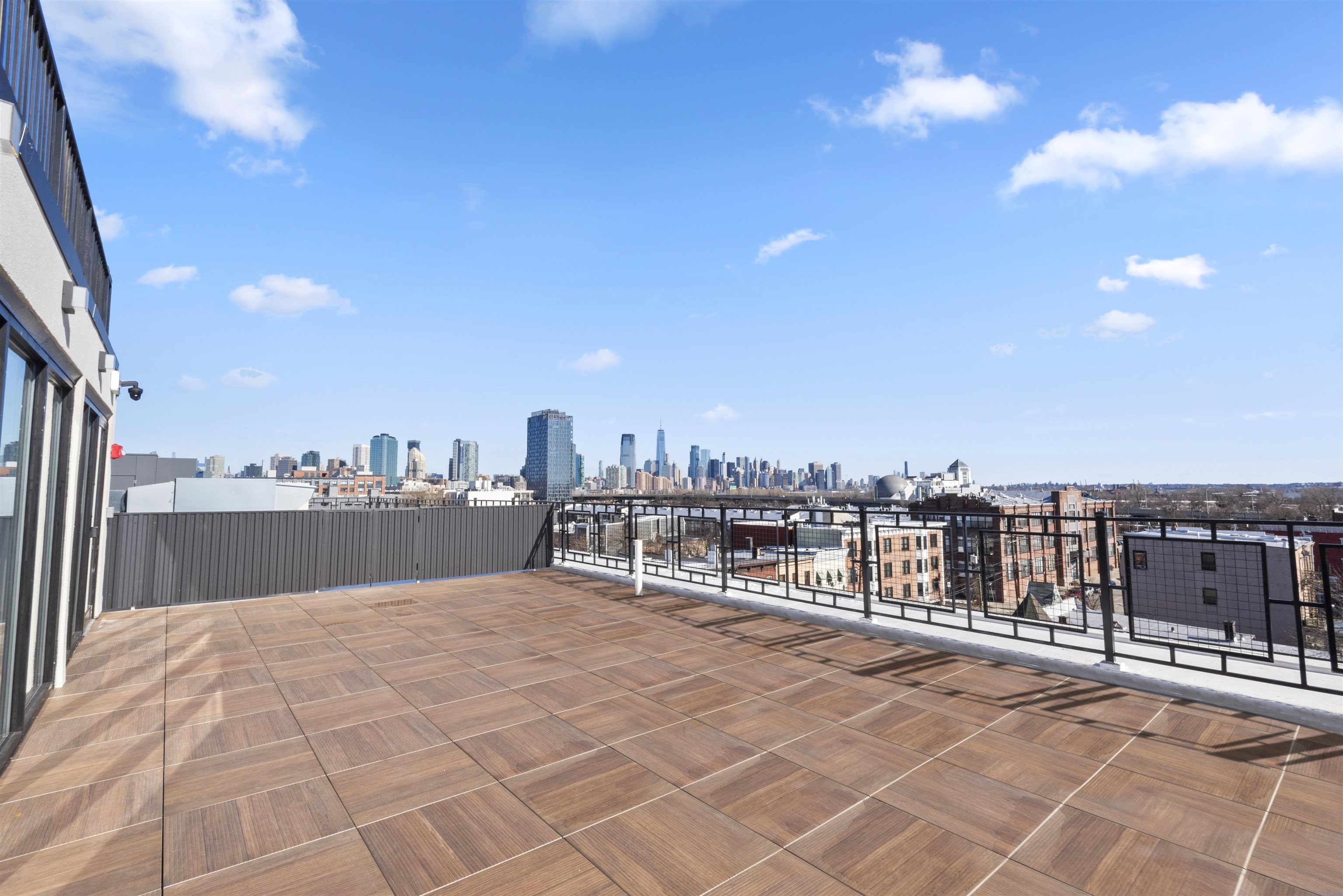 197 PINE ST Unit: 502