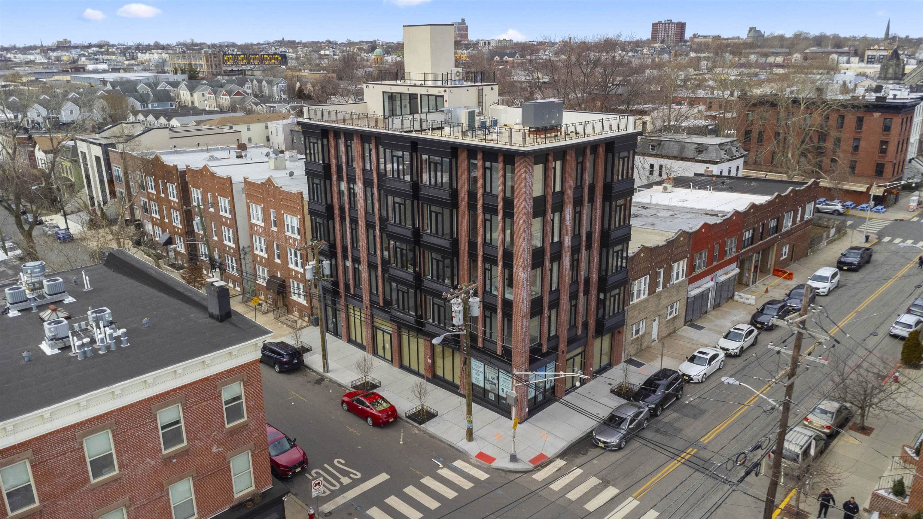 197 PINE ST Unit: 502