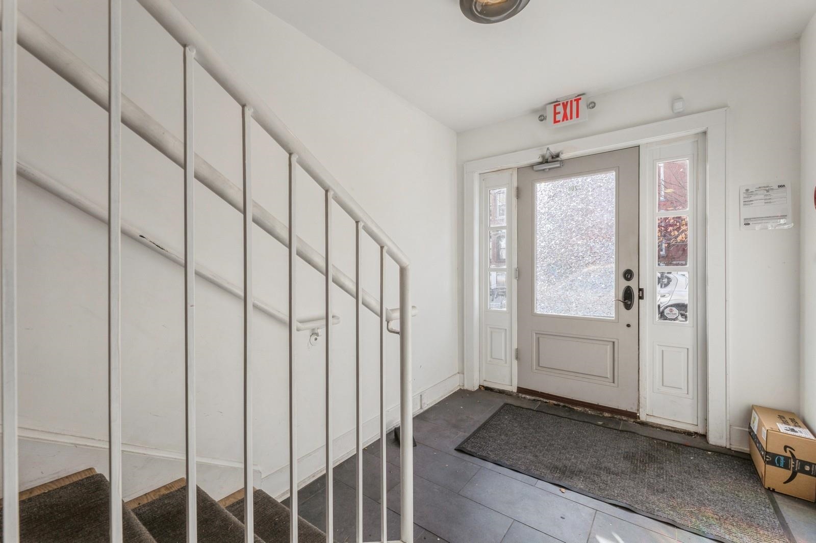 206 YORK ST Unit: 3