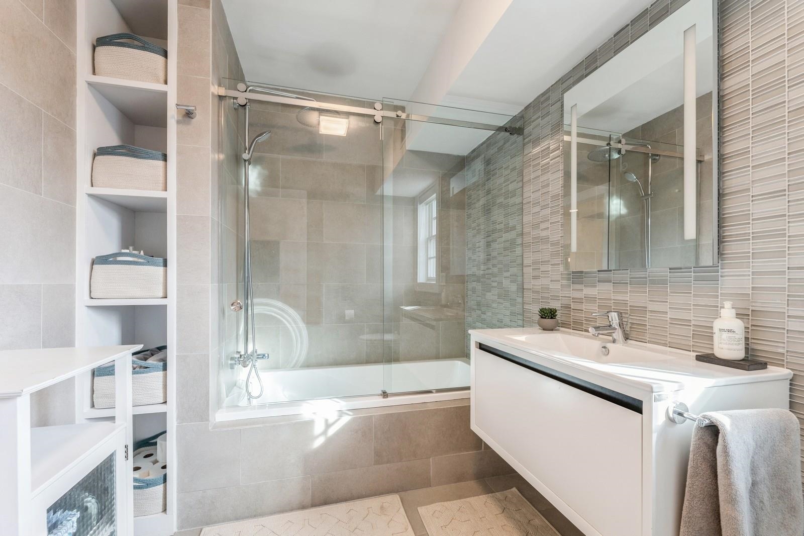 206 YORK ST Unit: 3
