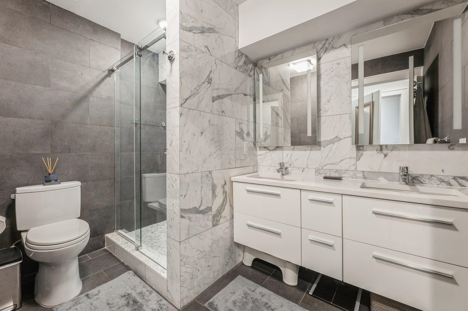 206 YORK ST Unit: 3