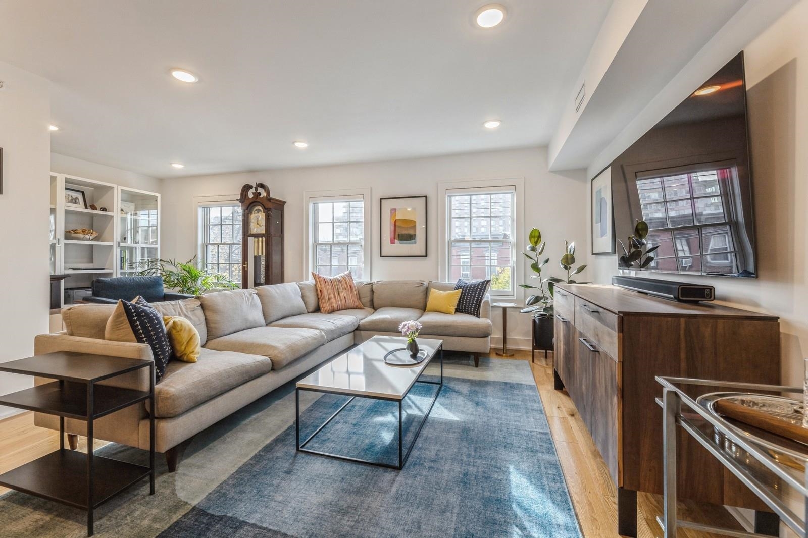 206 YORK ST Unit: 3