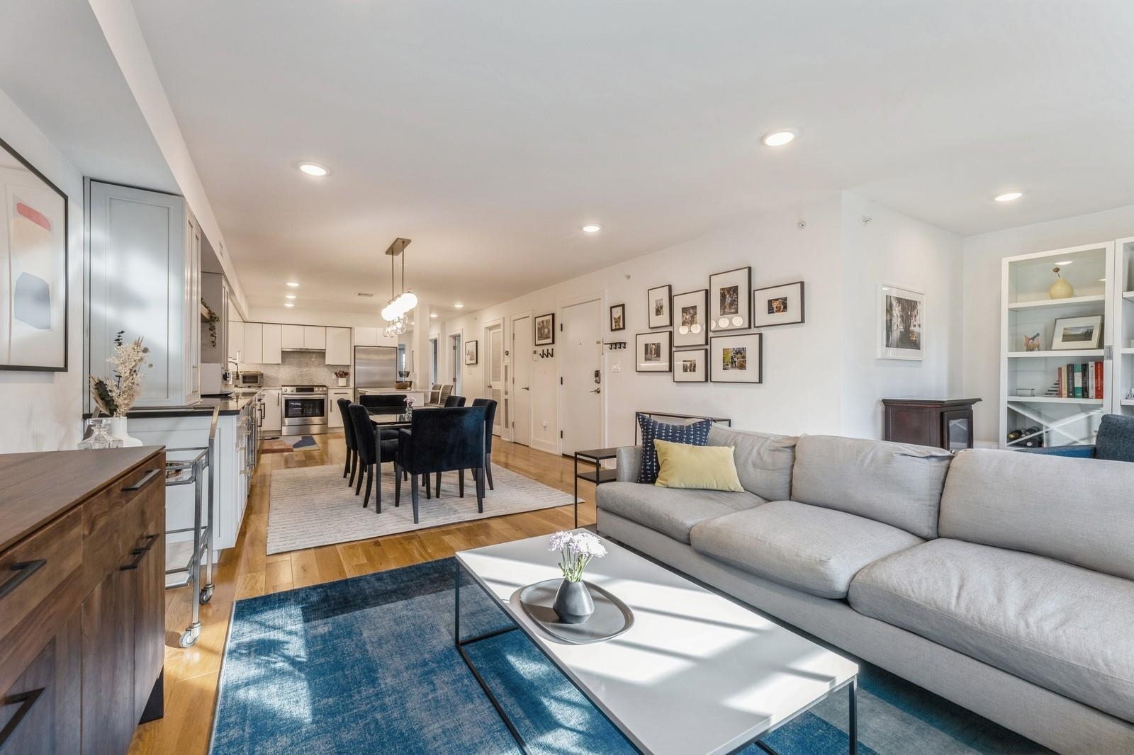 206 YORK ST Unit: 3