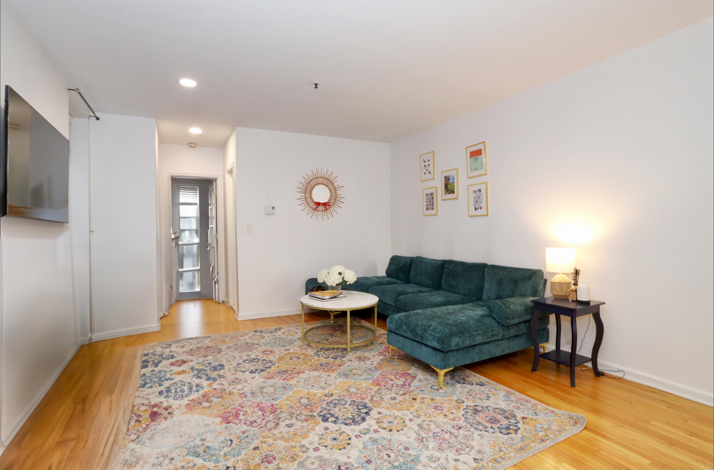 533 MONROE ST Unit: 3A