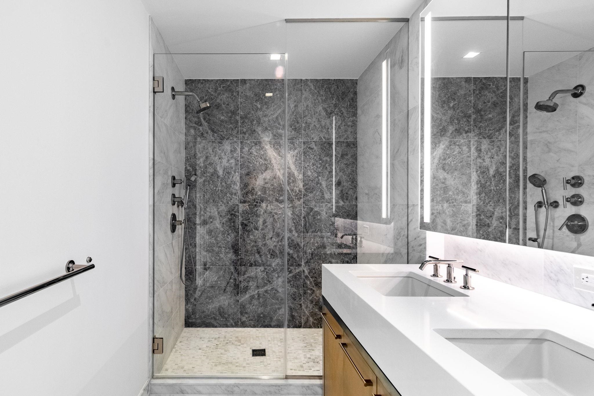 75 PARK LANE SOUTH Unit: 3004