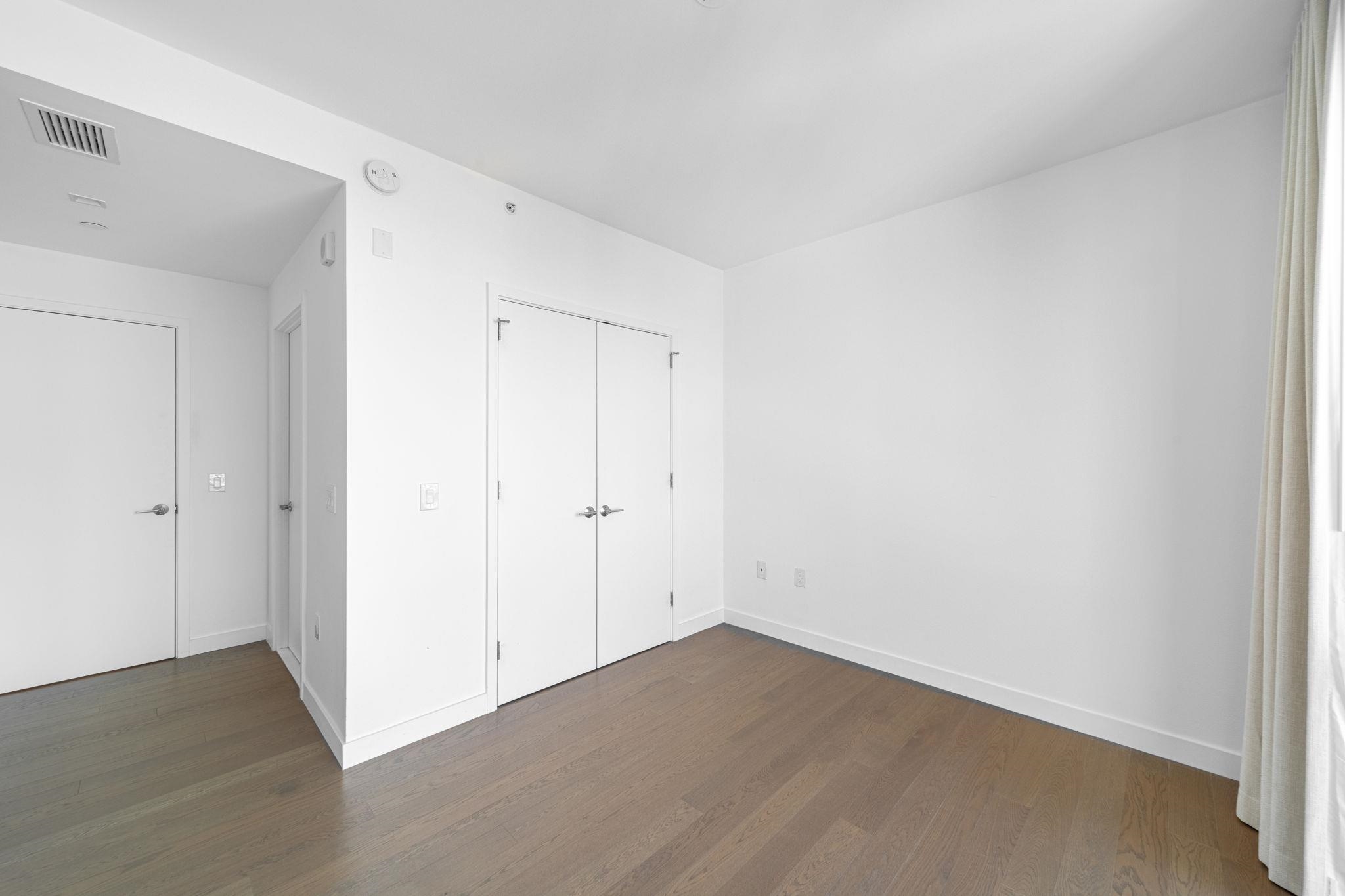 75 PARK LANE SOUTH Unit: 3004