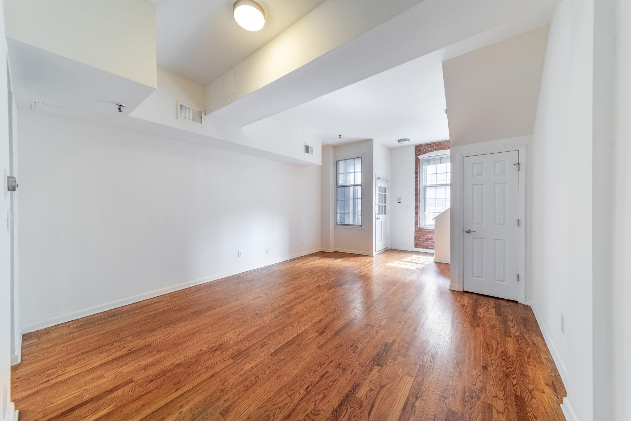 158 WAYNE ST Unit: 103A