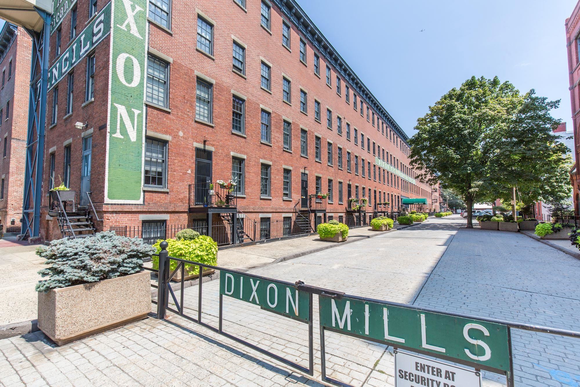 158 WAYNE ST Unit: 103A