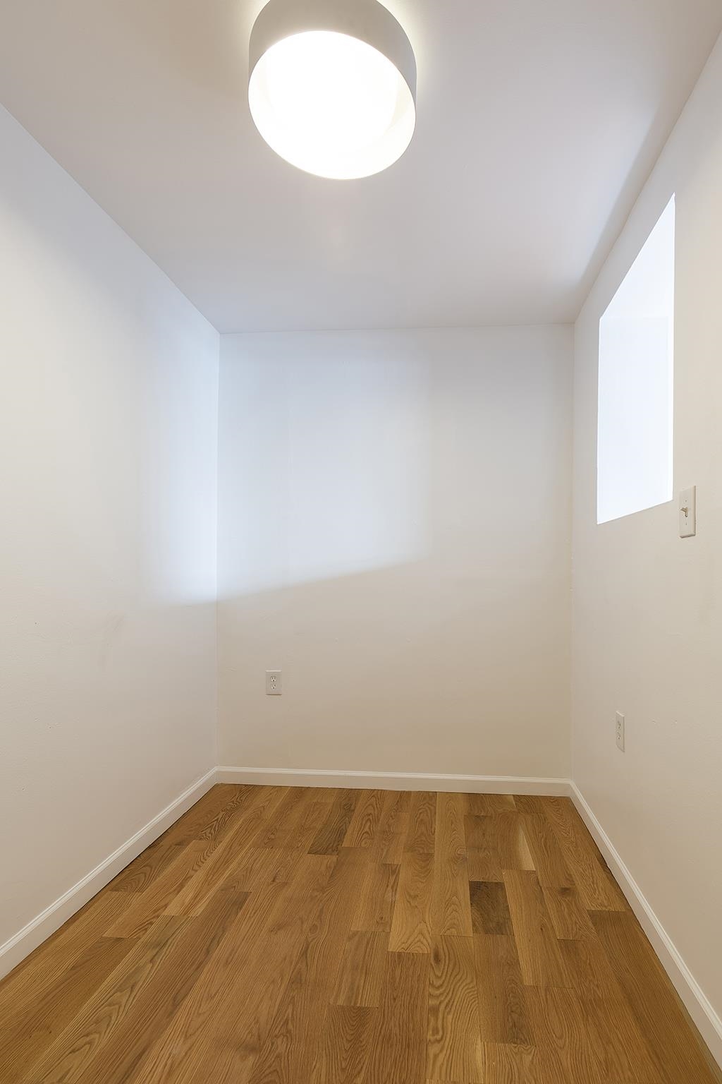 305 VARICK ST