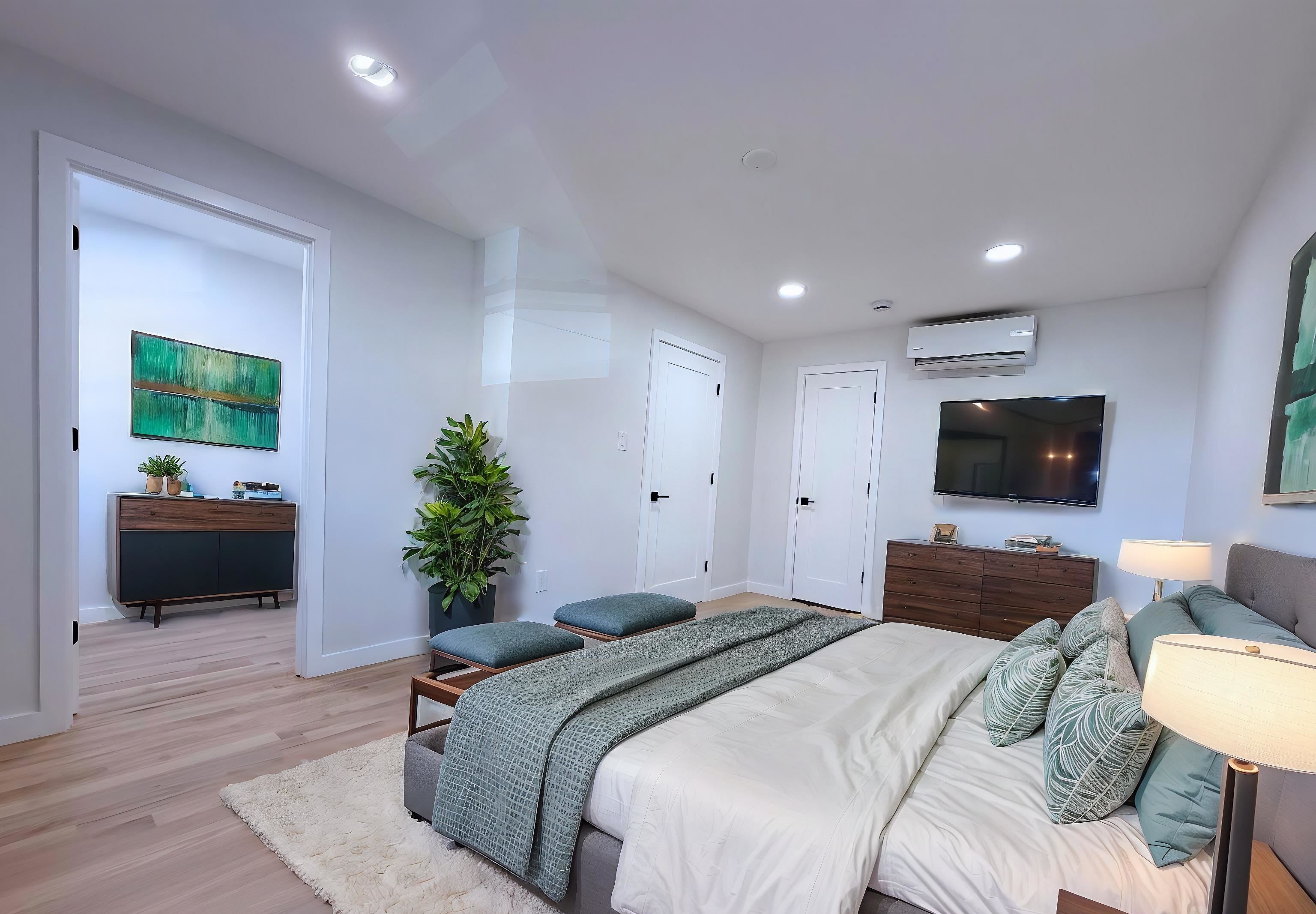 256 PRINCETON AVE Unit: 1A