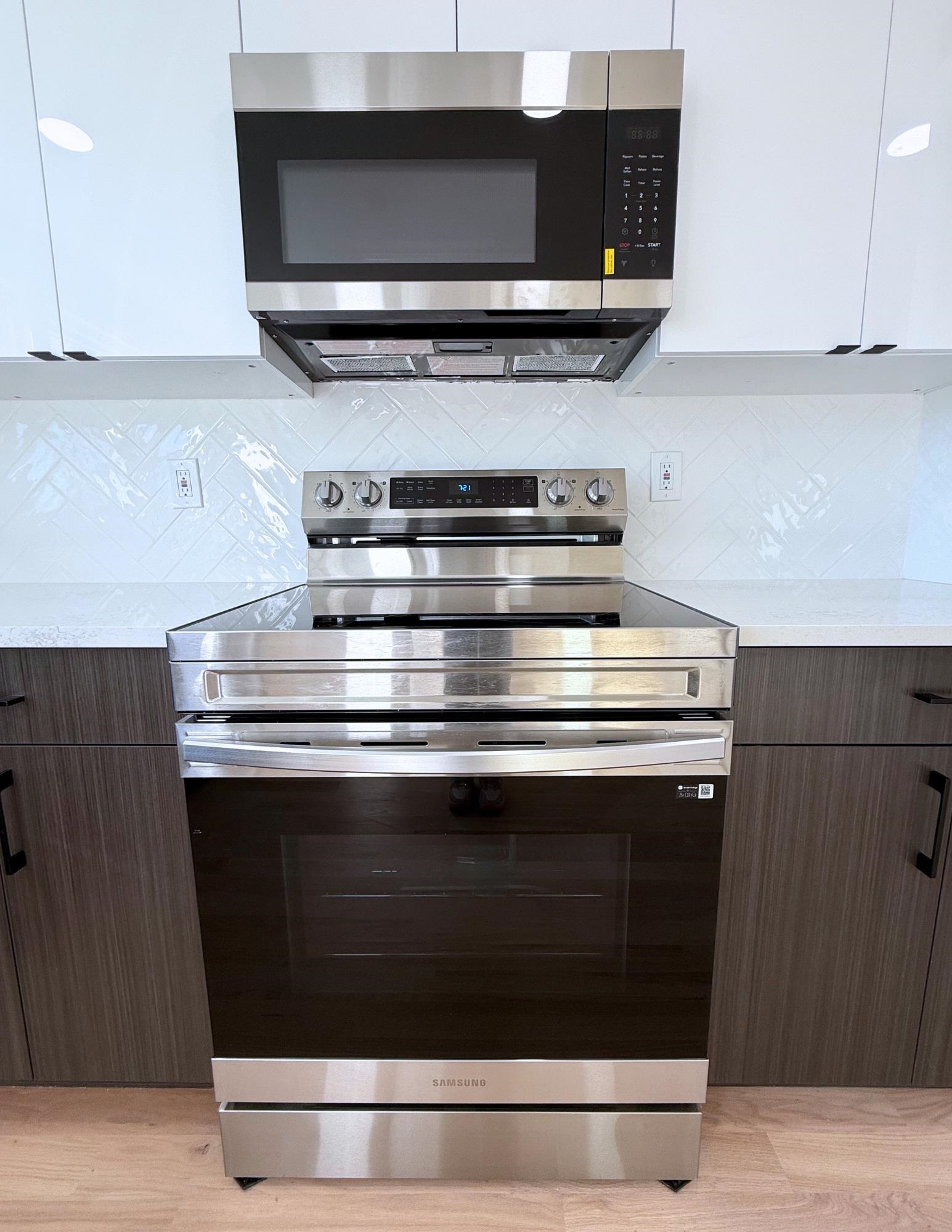 256 PRINCETON AVE Unit: 1A