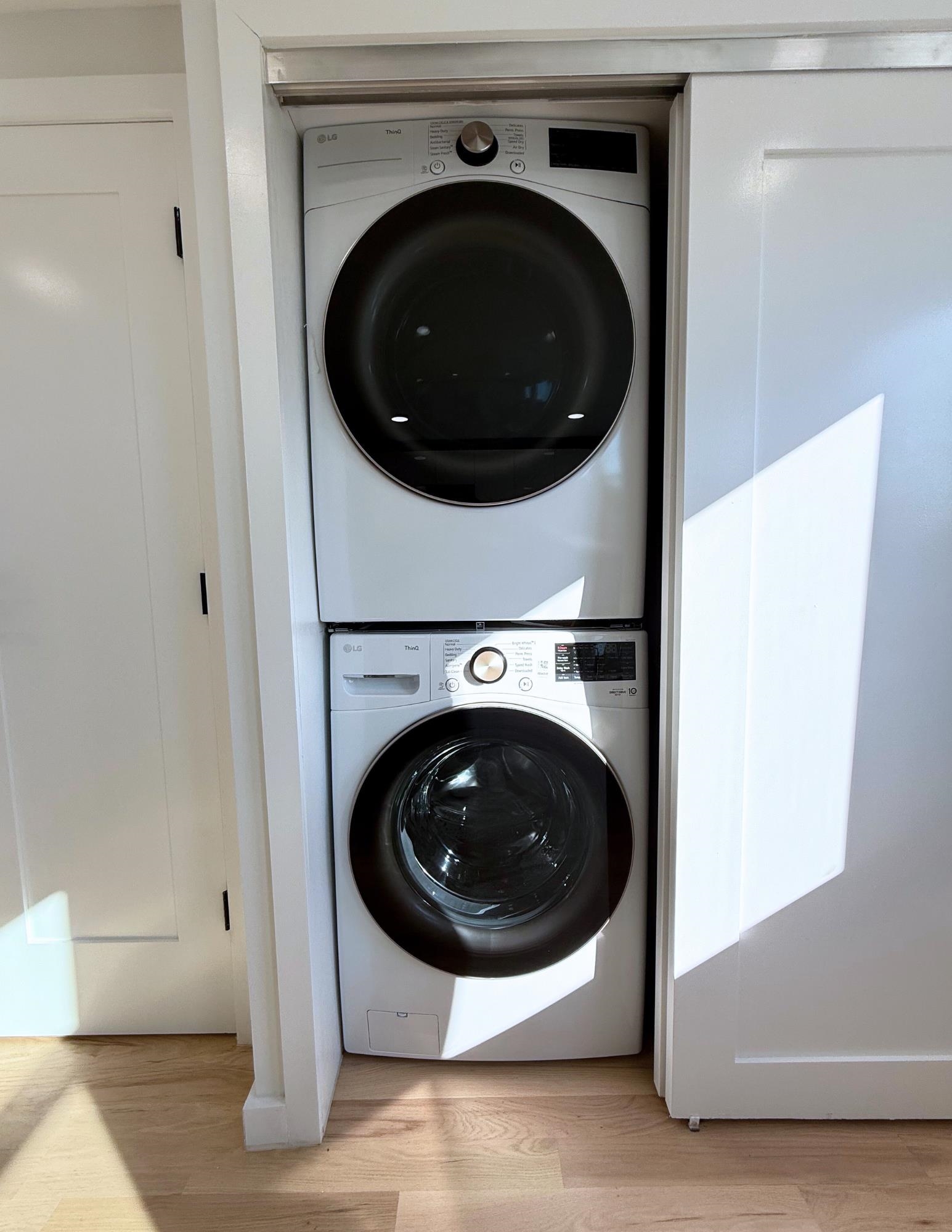 256 PRINCETON AVE Unit: 1A