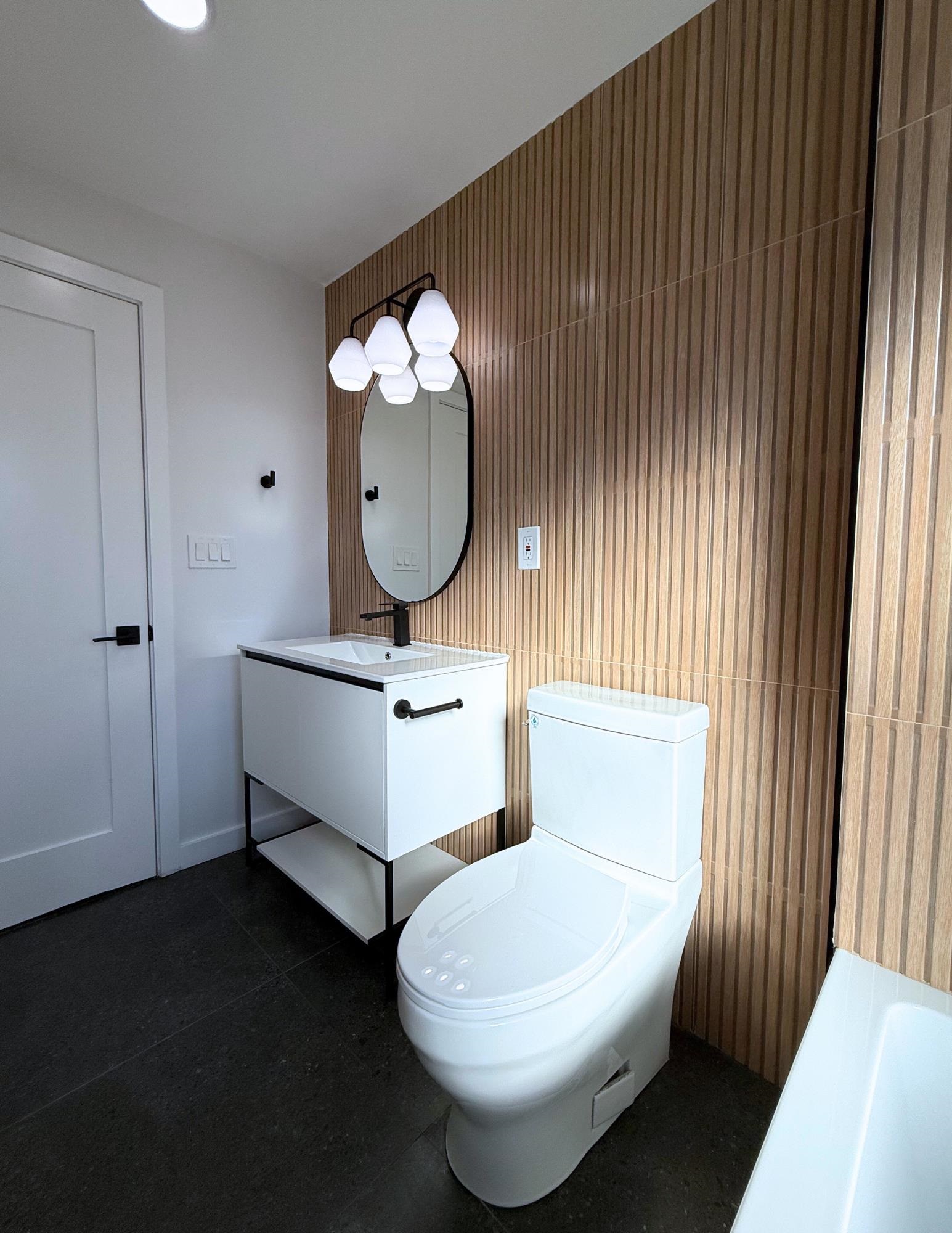 256 PRINCETON AVE Unit: 1A